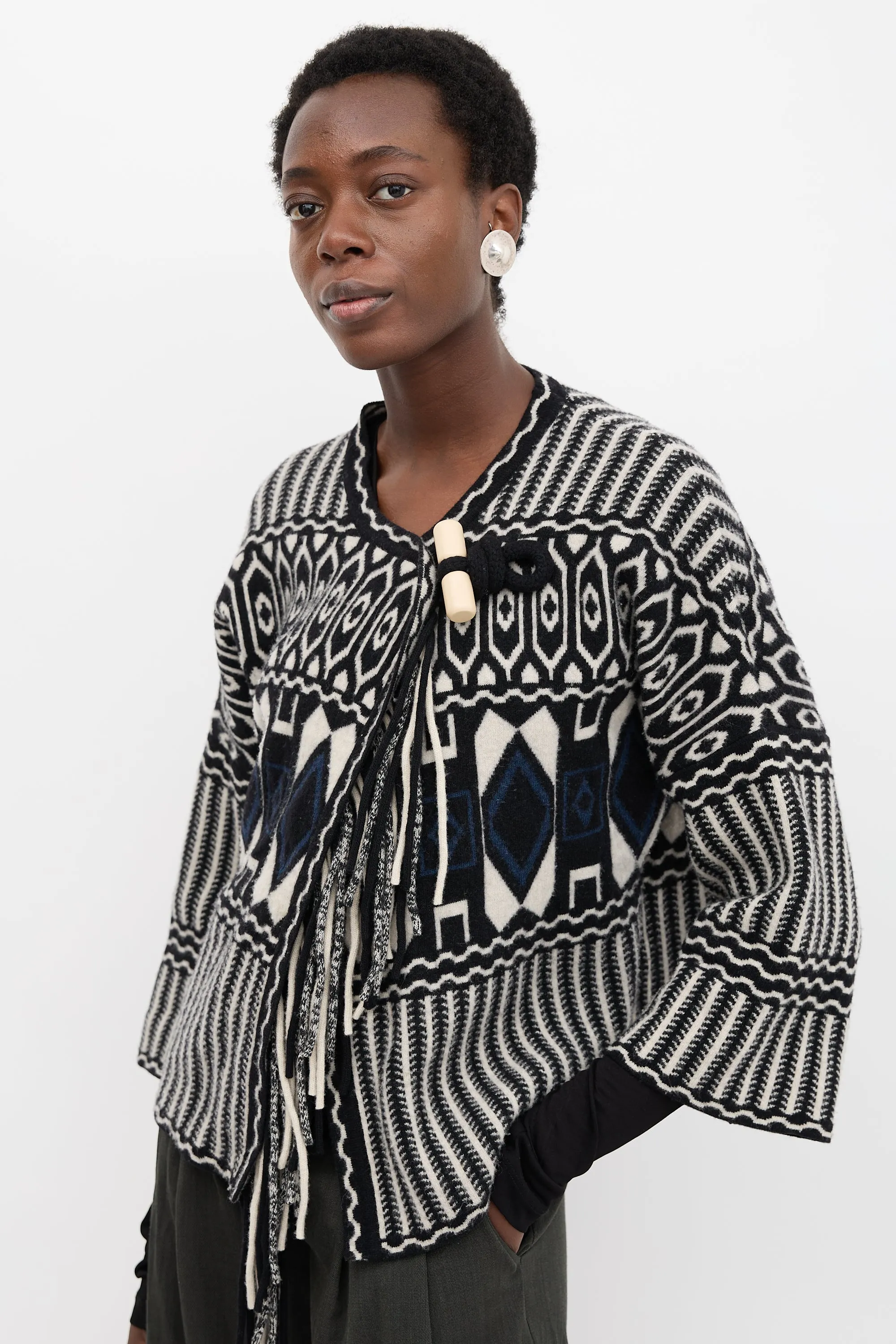 Pre-Fall 2015 Patterned Jacket sold by VSP Consignment product image thumbnail 3