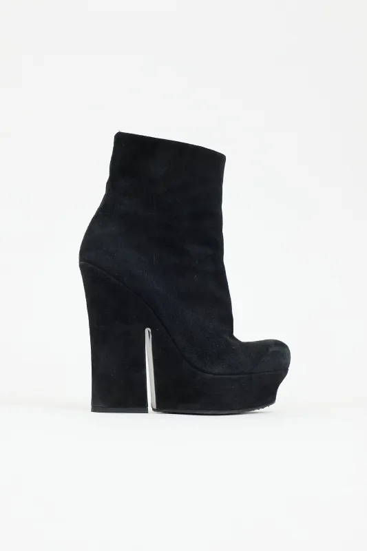 Suede Platform Boot sold by VSP Consignment