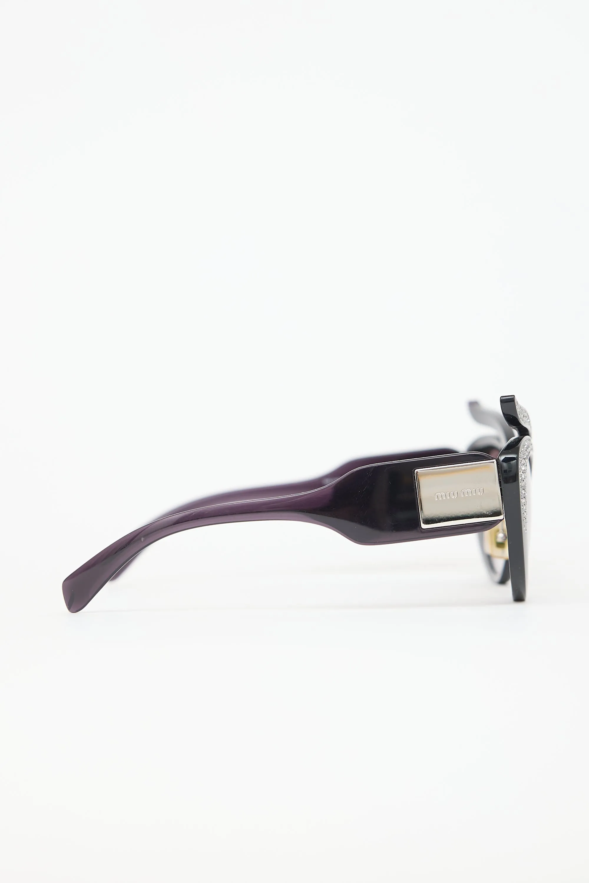 SMU04T Tapered Sunglasses sold by VSP Consignment product image thumbnail 3