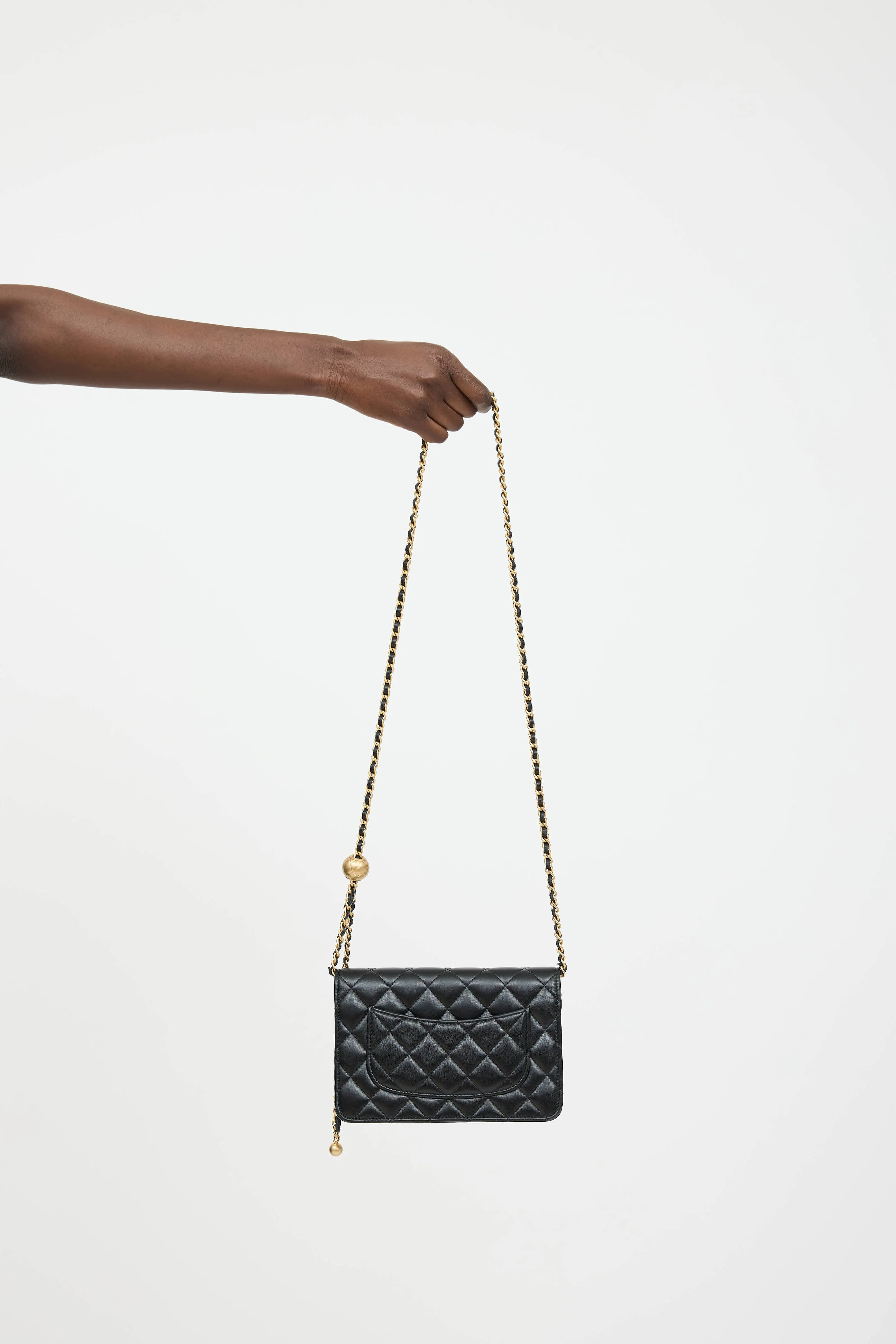 Pearl Crush Wallet On Chain sold by VSP Consignment product image thumbnail 4