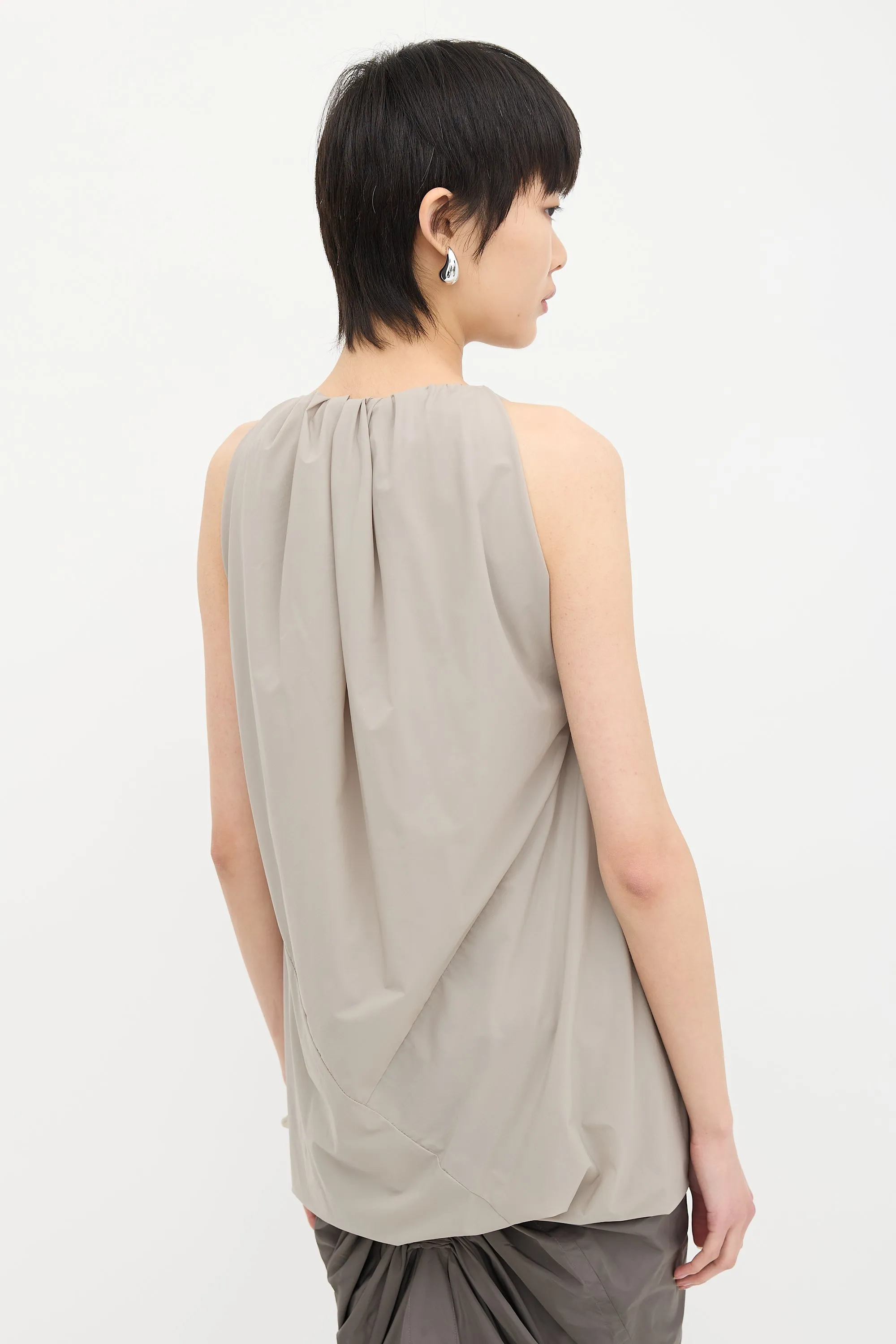 SS 2015 Nylon Balloon Blouse sold by VSP Consignment product image thumbnail 4