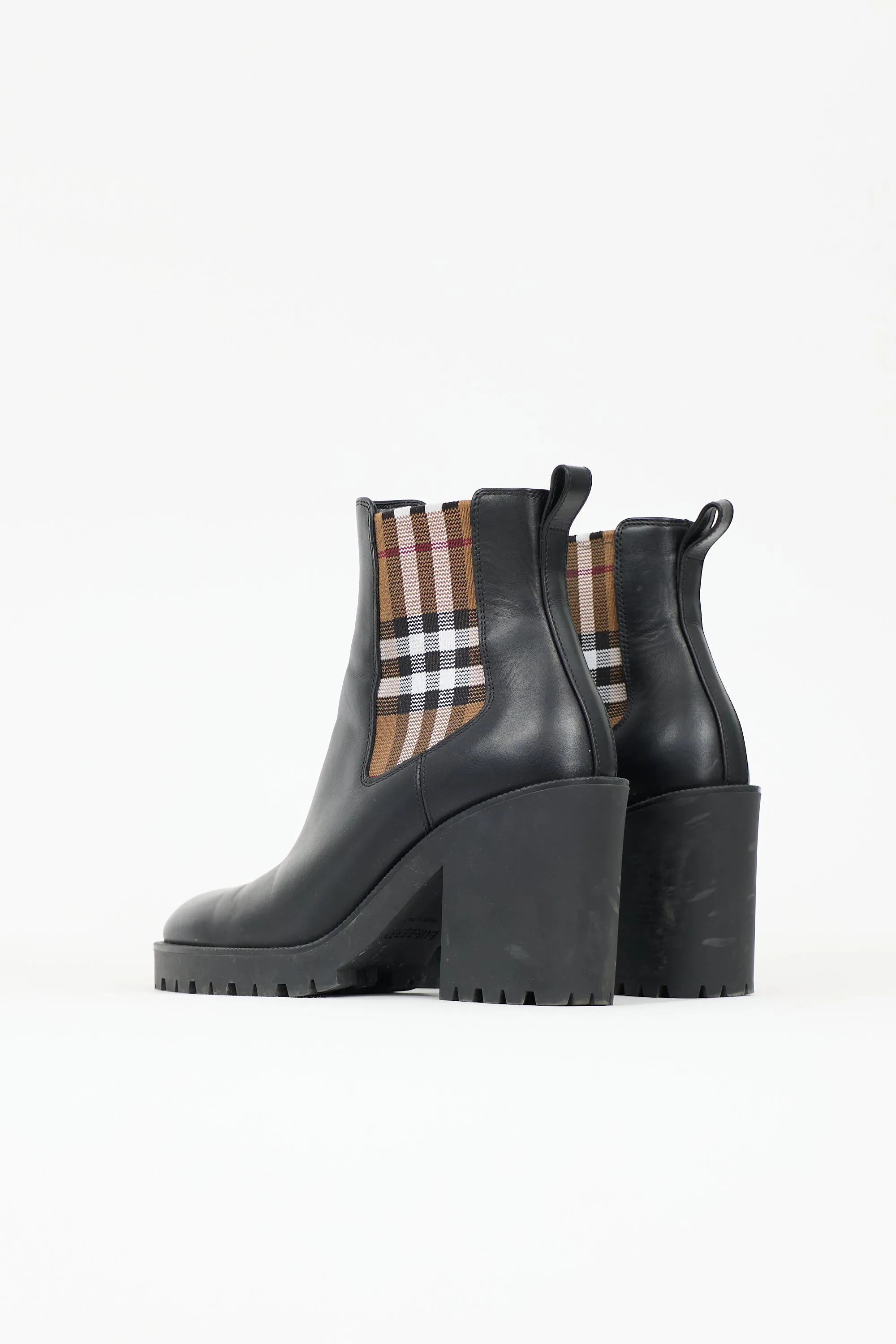 Leather Check Chelsea Boot sold by VSP Consignment product image thumbnail 4