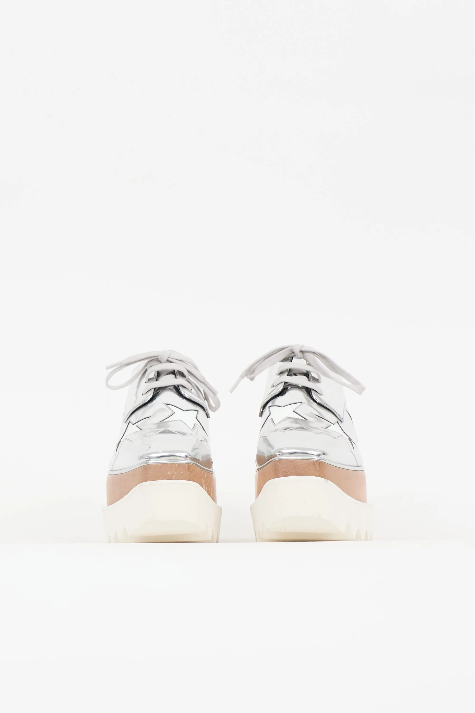 Elyse Star Platform Sneaker sold by VSP Consignment product image thumbnail 3