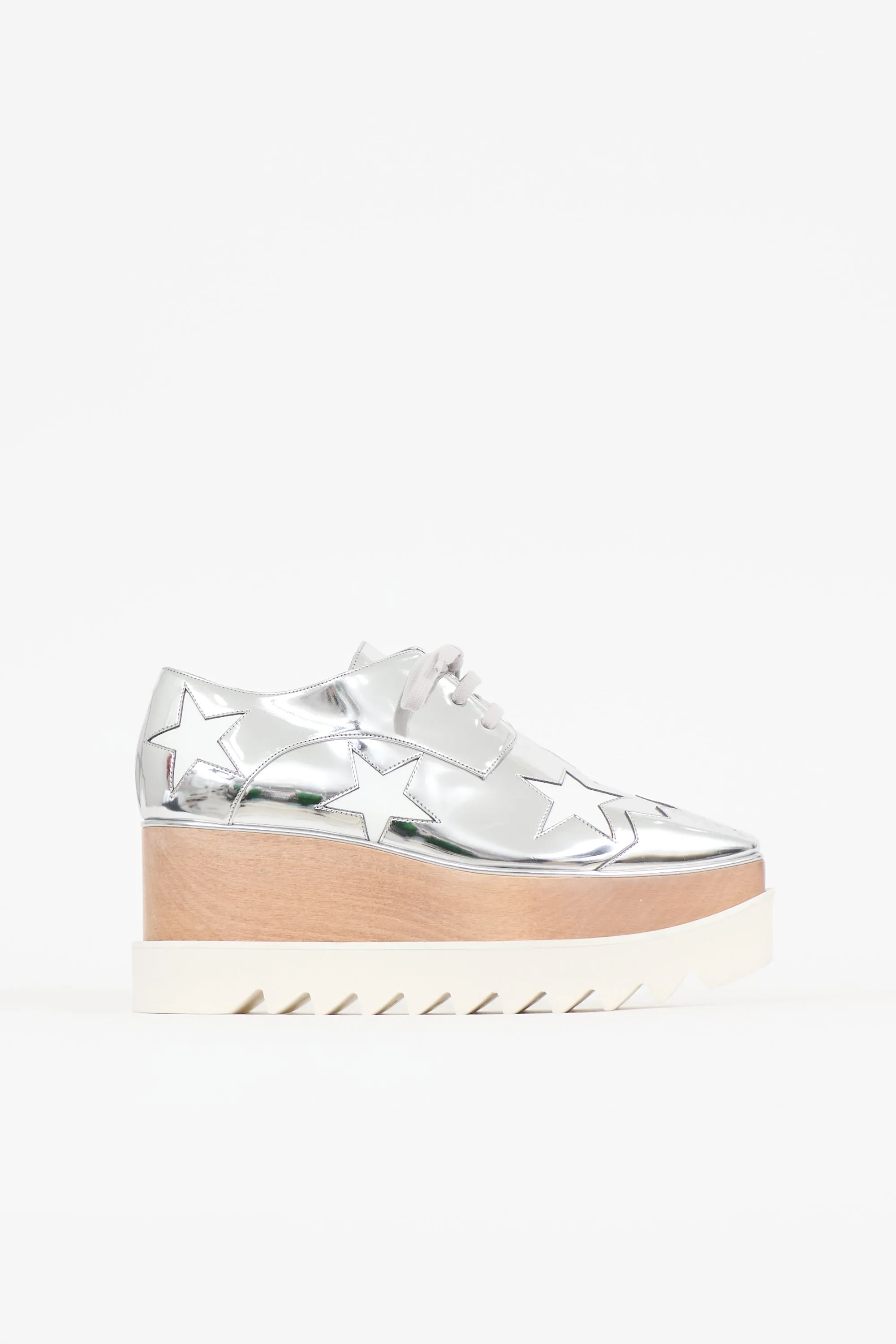 Elyse Star Platform Sneaker sold by VSP Consignment