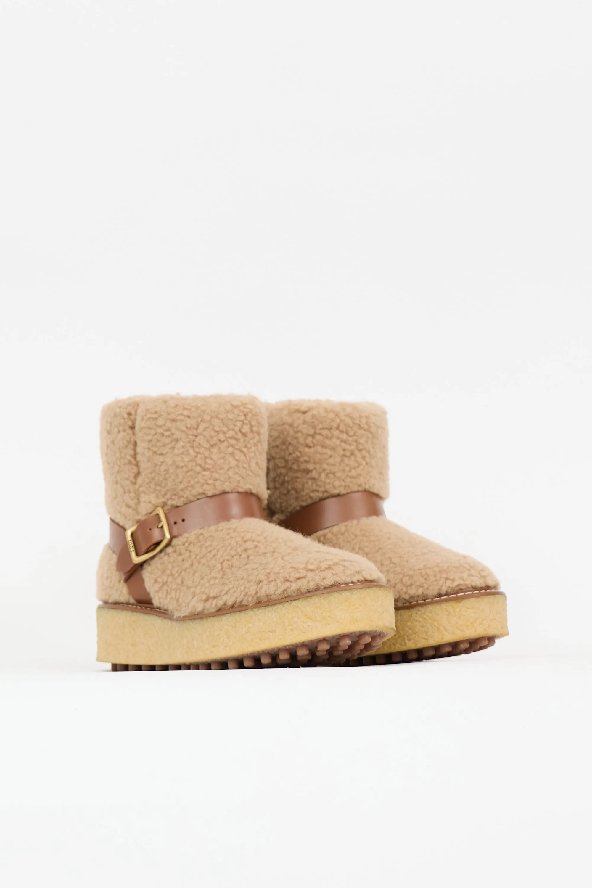 Shearling Platform Boot sold by VSP Consignment product image thumbnail 2