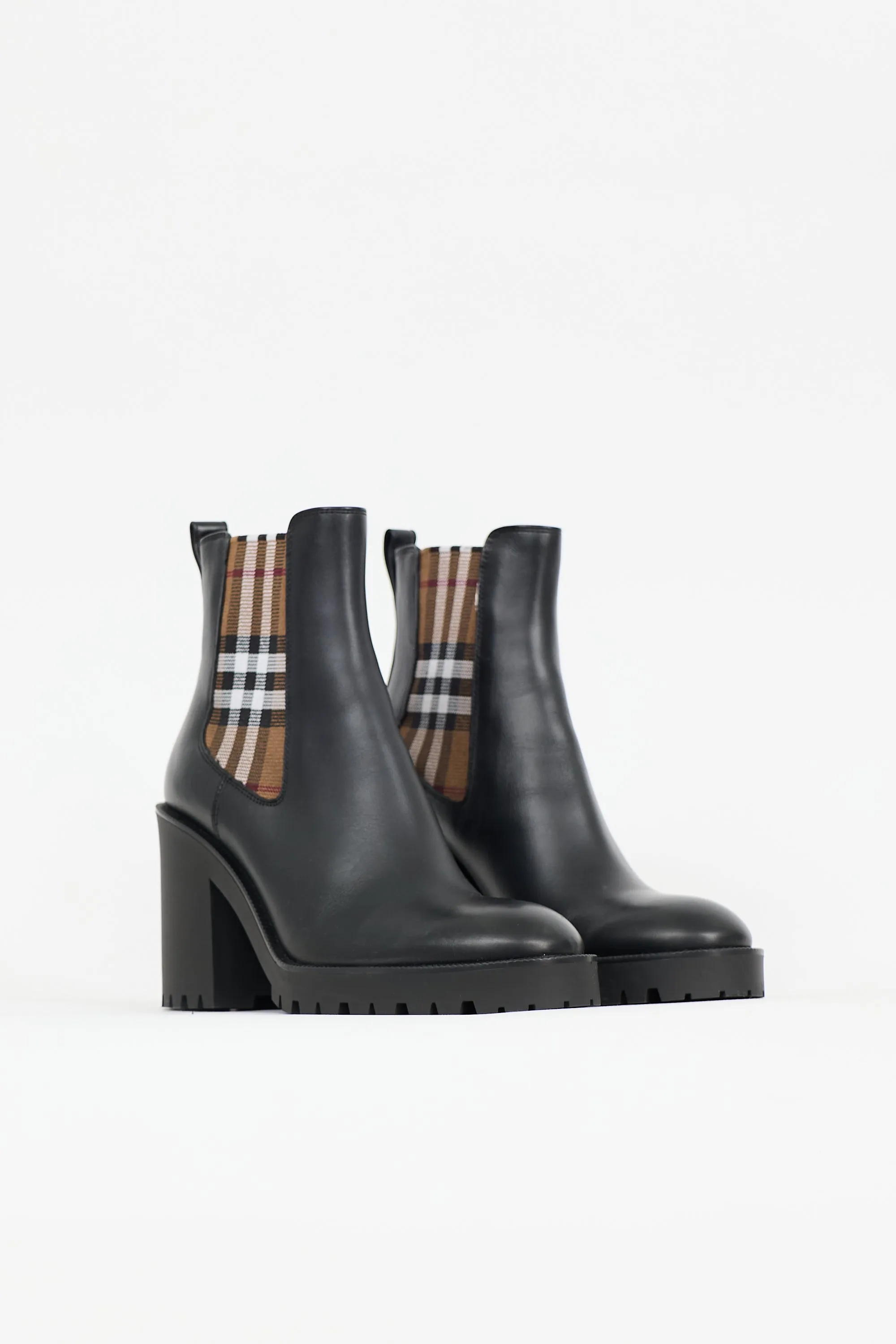Leather Check Chelsea Boot sold by VSP Consignment product image thumbnail 2