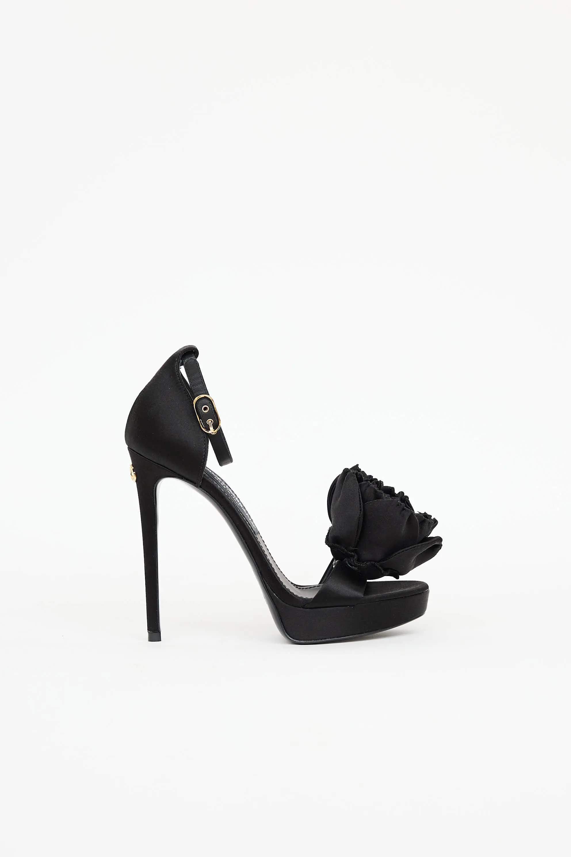 Kiera Sandal sold by VSP Consignment
