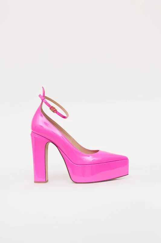Patent Pointed Platform Heel sold by VSP Consignment