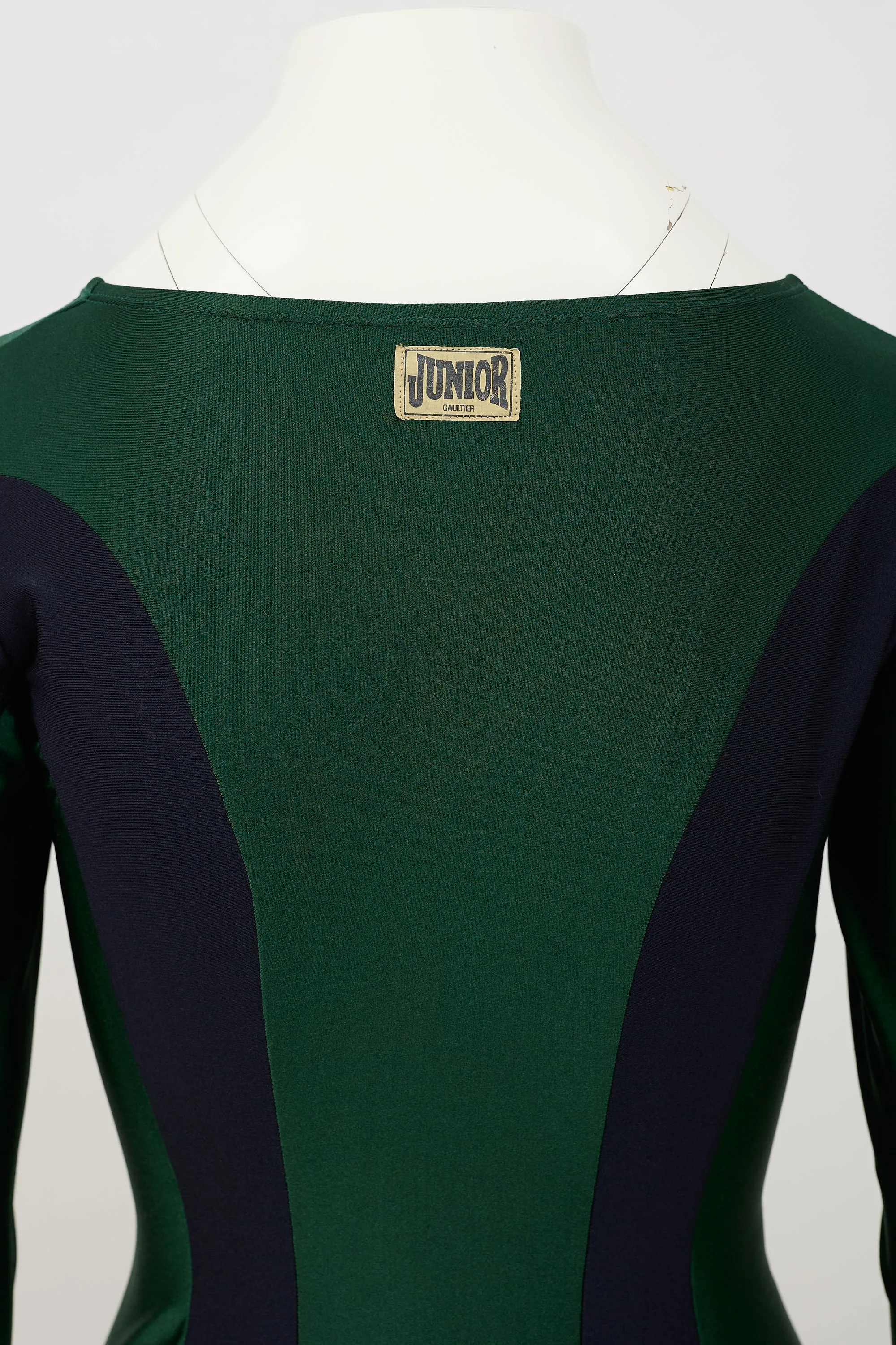 Junior 1990 Les Rap'pieuse Dress sold by VSP Consignment product image thumbnail 3