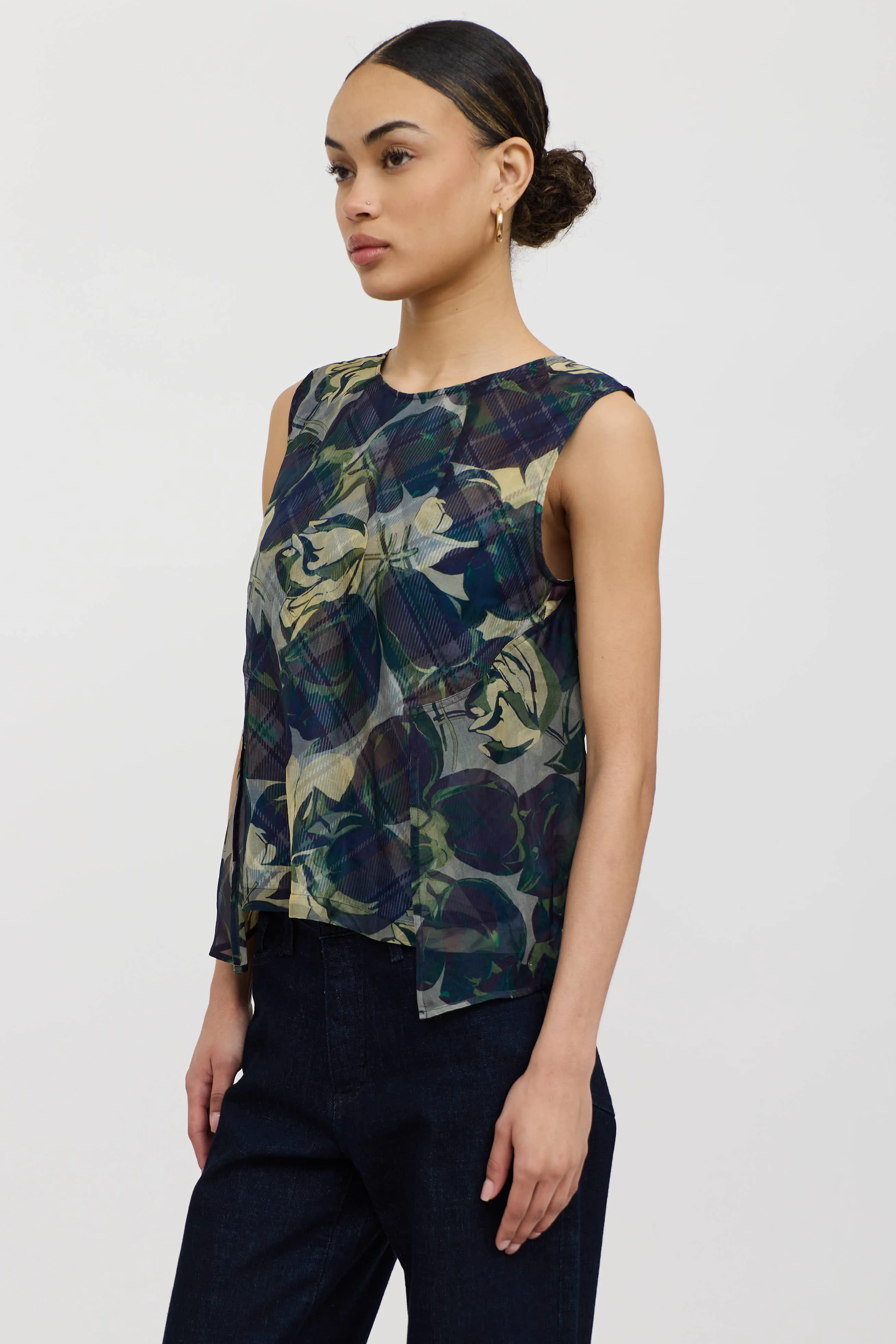 Silk Floral Plaid Top sold by VSP Consignment product image thumbnail 3