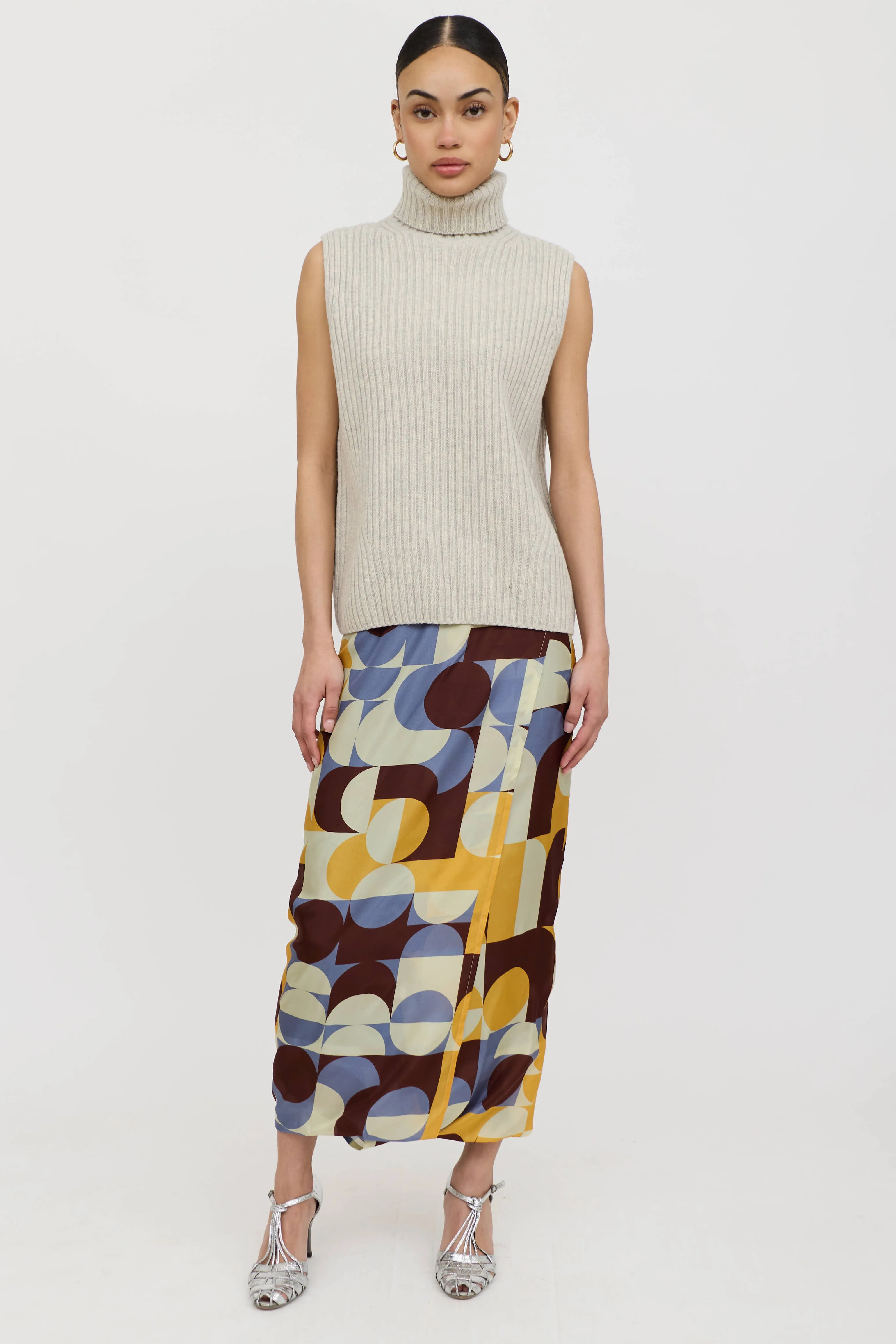 Wool Ribbed Knit Turtleneck sold by VSP Consignment product image thumbnail 5