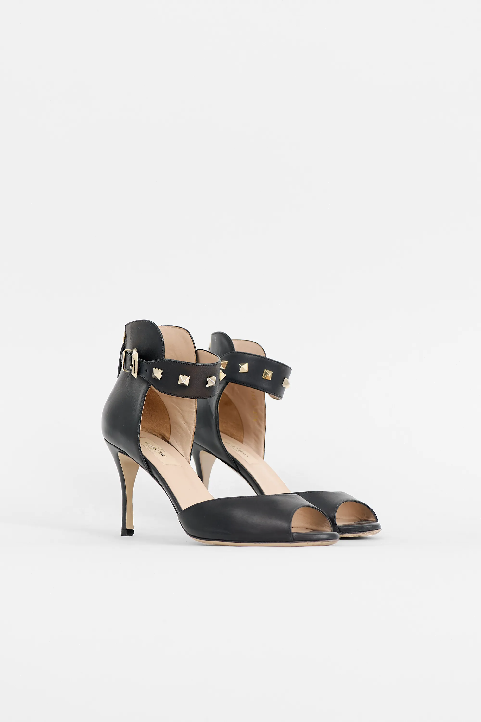 Leather Rockstud Sandal sold by VSP Consignment product image thumbnail 2