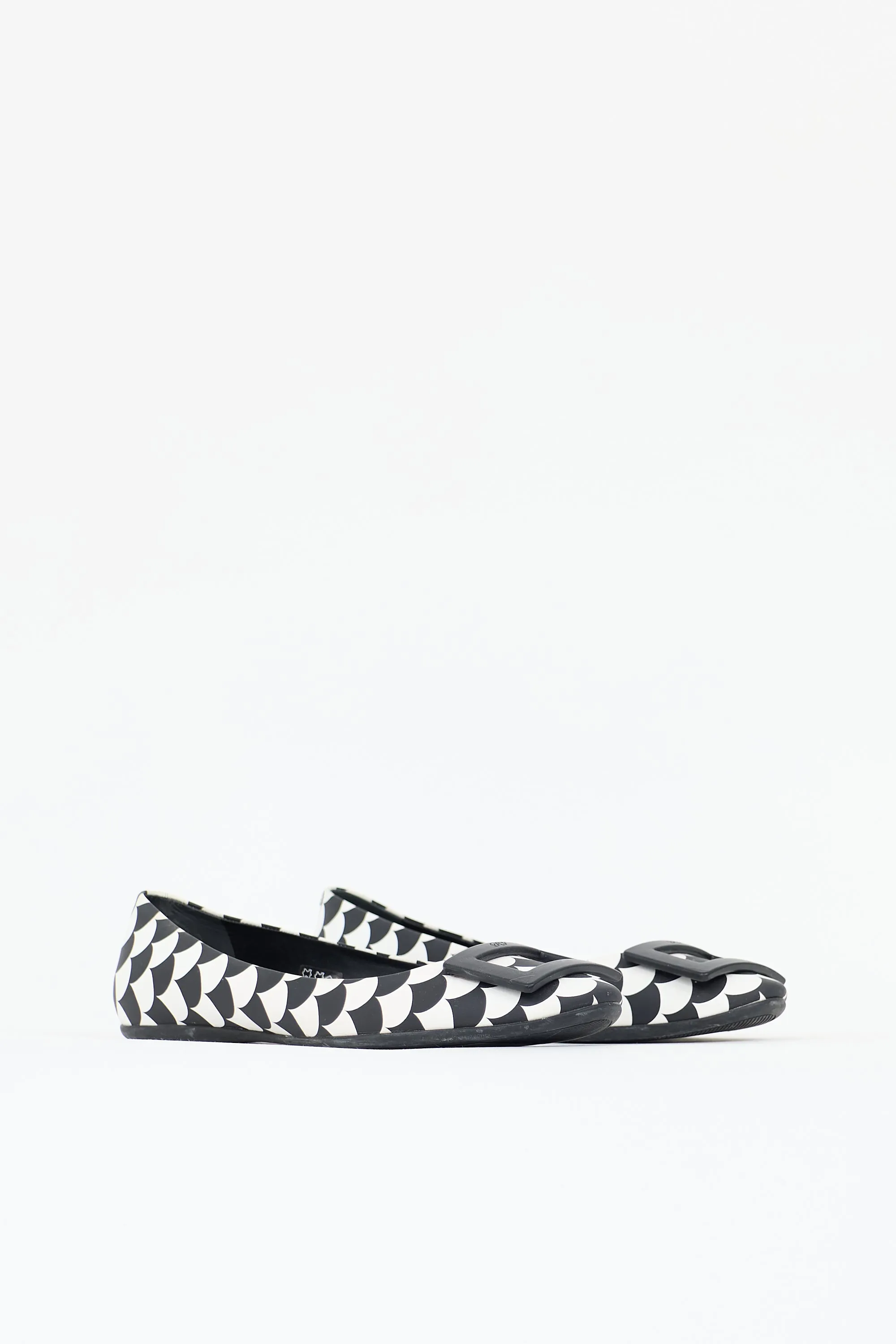 Printed Leather Flat sold by VSP Consignment product image thumbnail 3
