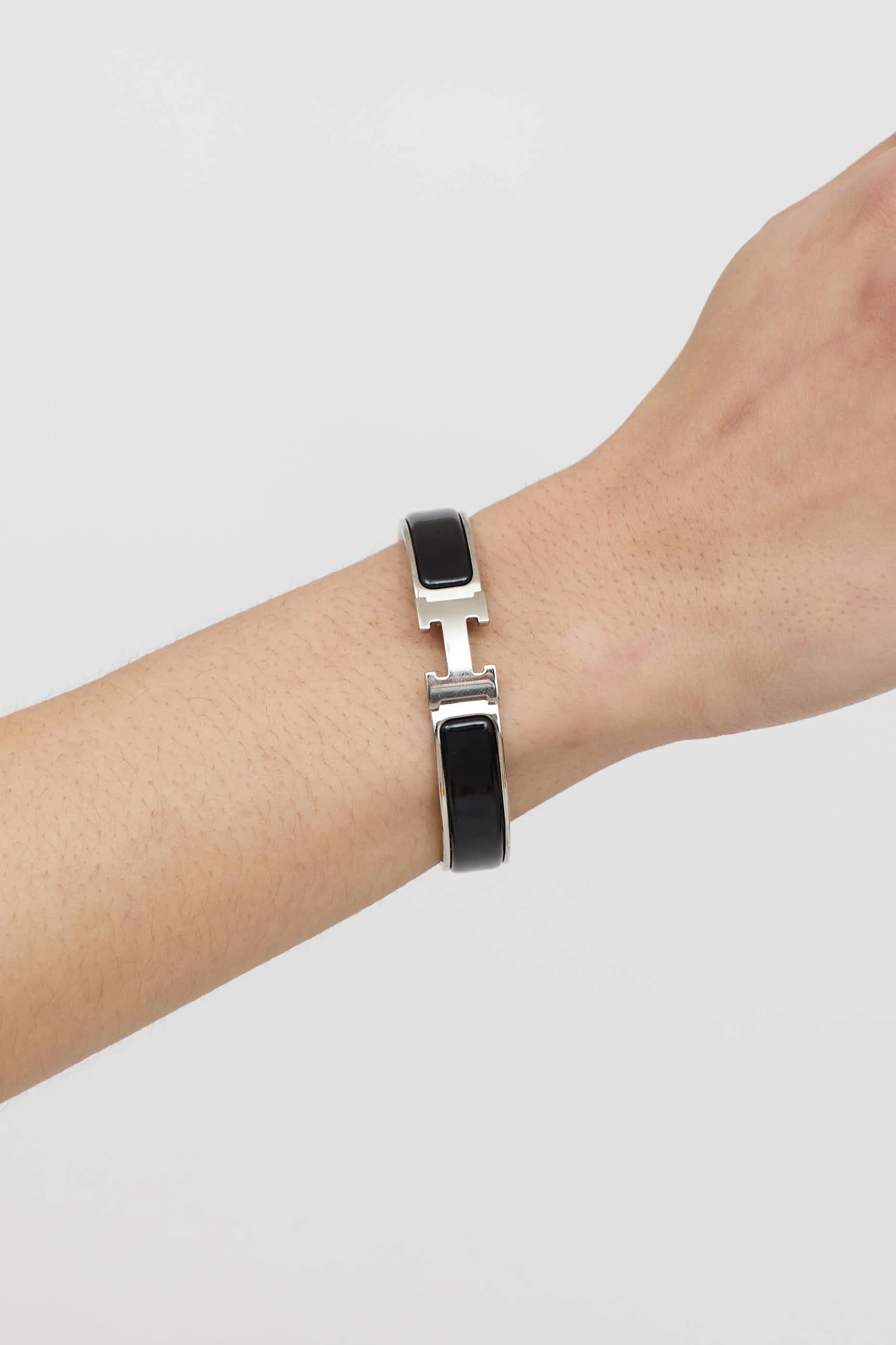 Palladium Noir Clic H PM Bracelet sold by VSP Consignment product image thumbnail 2