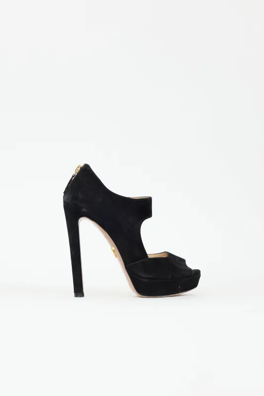 Suede Platform Heel sold by VSP Consignment