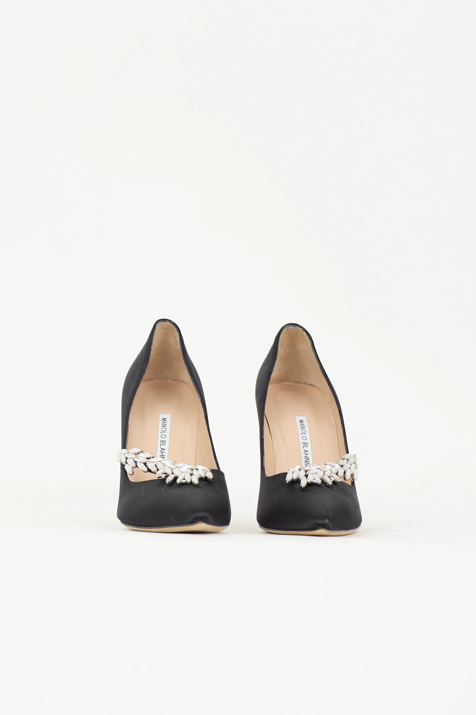 Satin Nadira Pump sold by VSP Consignment product image thumbnail 3