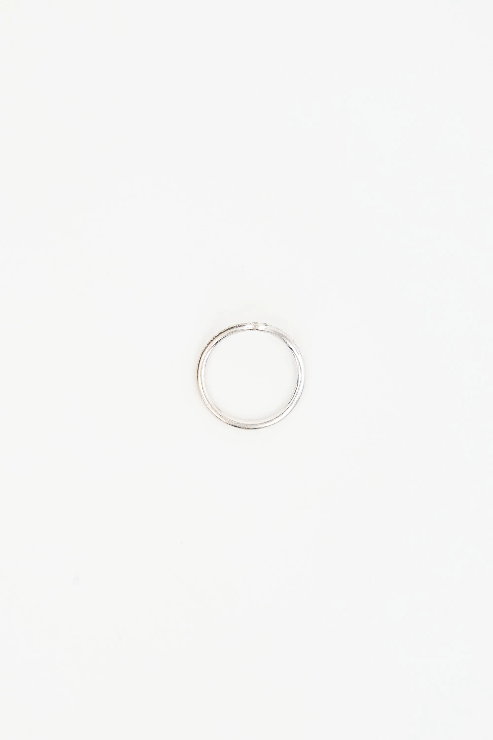 14K White Gold Plated Palladium Graduated Peak Ring sold by VSP Consignment product image thumbnail 2