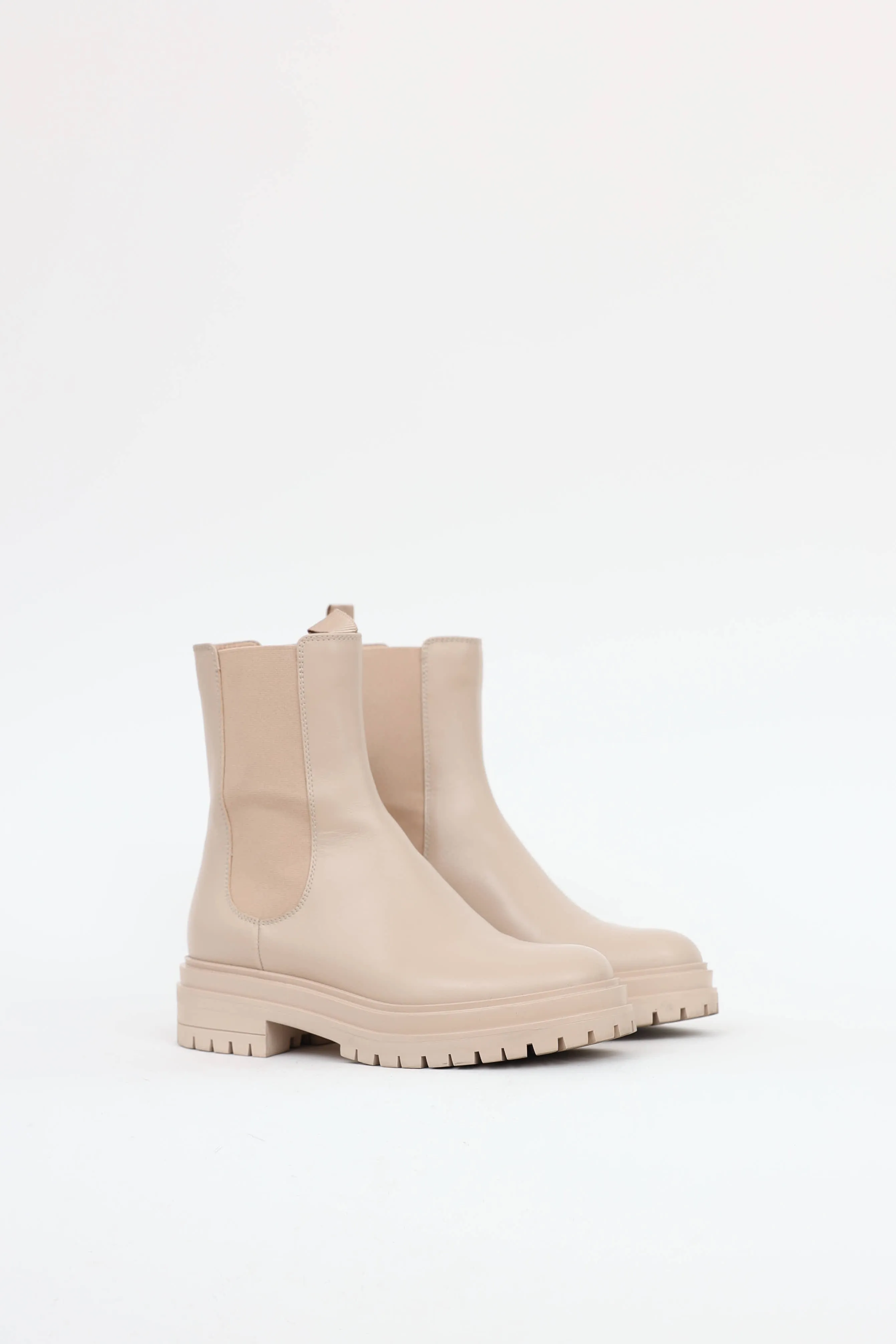 Leather Chelsea Boot sold by VSP Consignment product image thumbnail 2