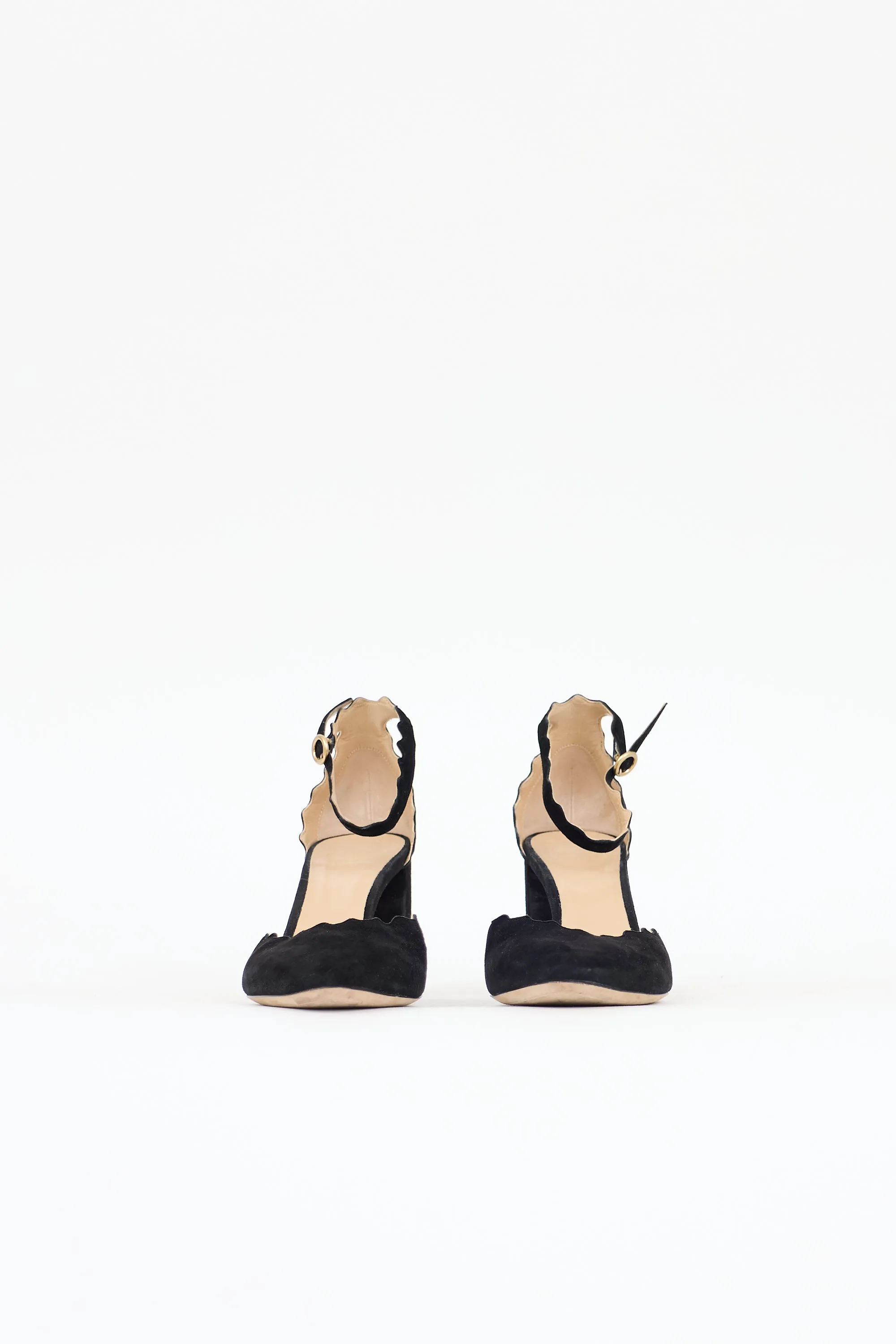 Suede Lauren Pump sold by VSP Consignment product image thumbnail 3