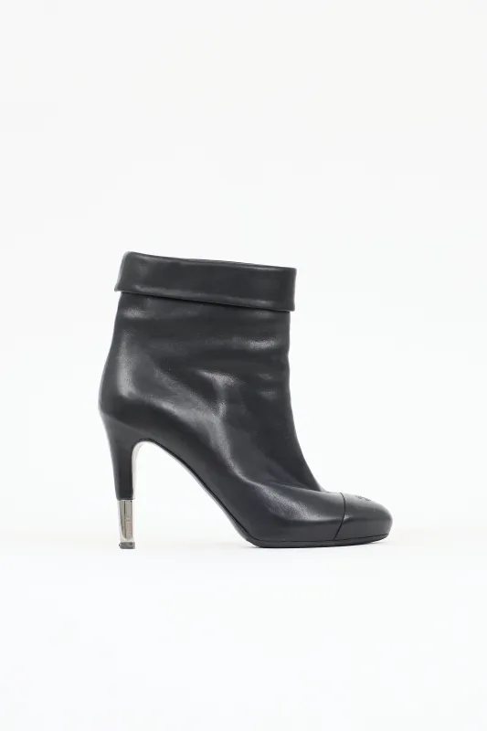 Leather Folded Collar Boot sold by VSP Consignment