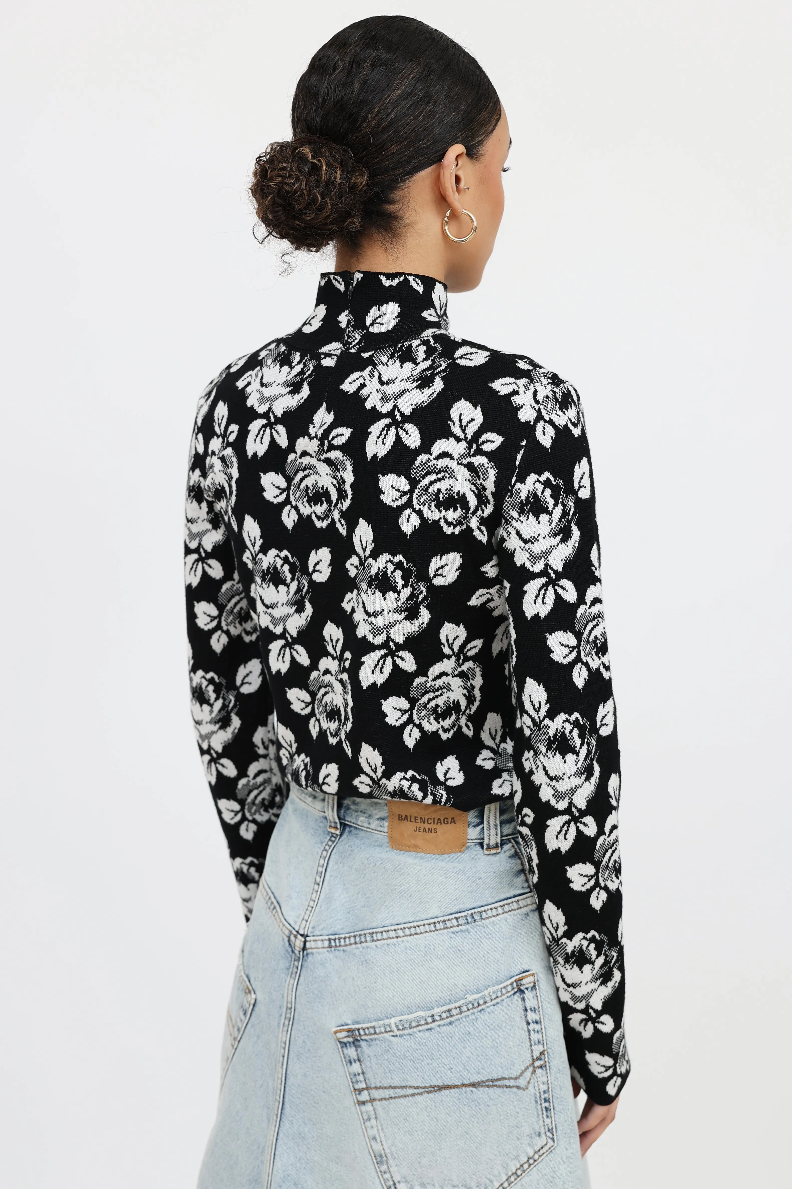 Knit Floral Top sold by VSP Consignment product image thumbnail 4
