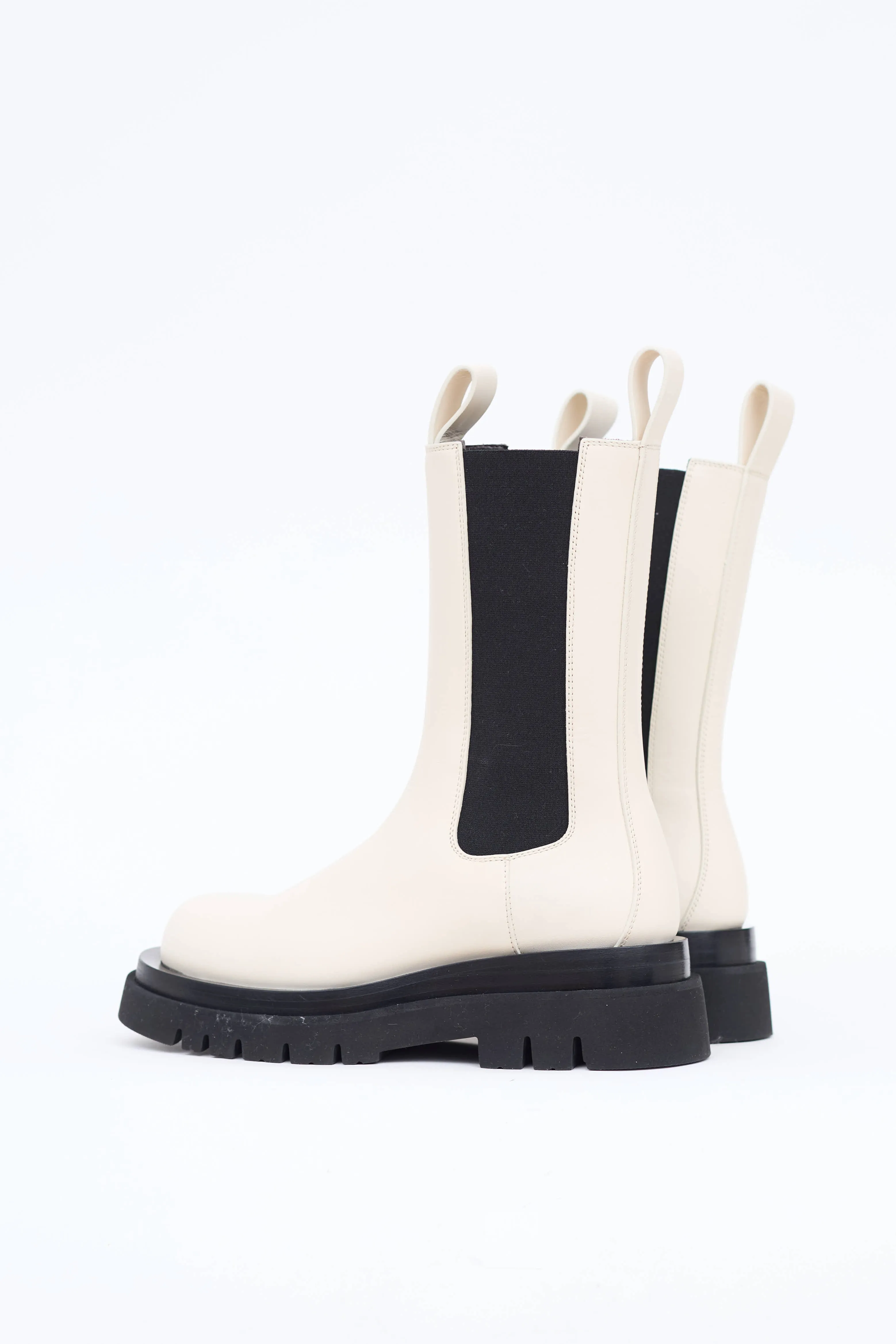 Lug Chelsea Boot sold by VSP Consignment product image thumbnail 4