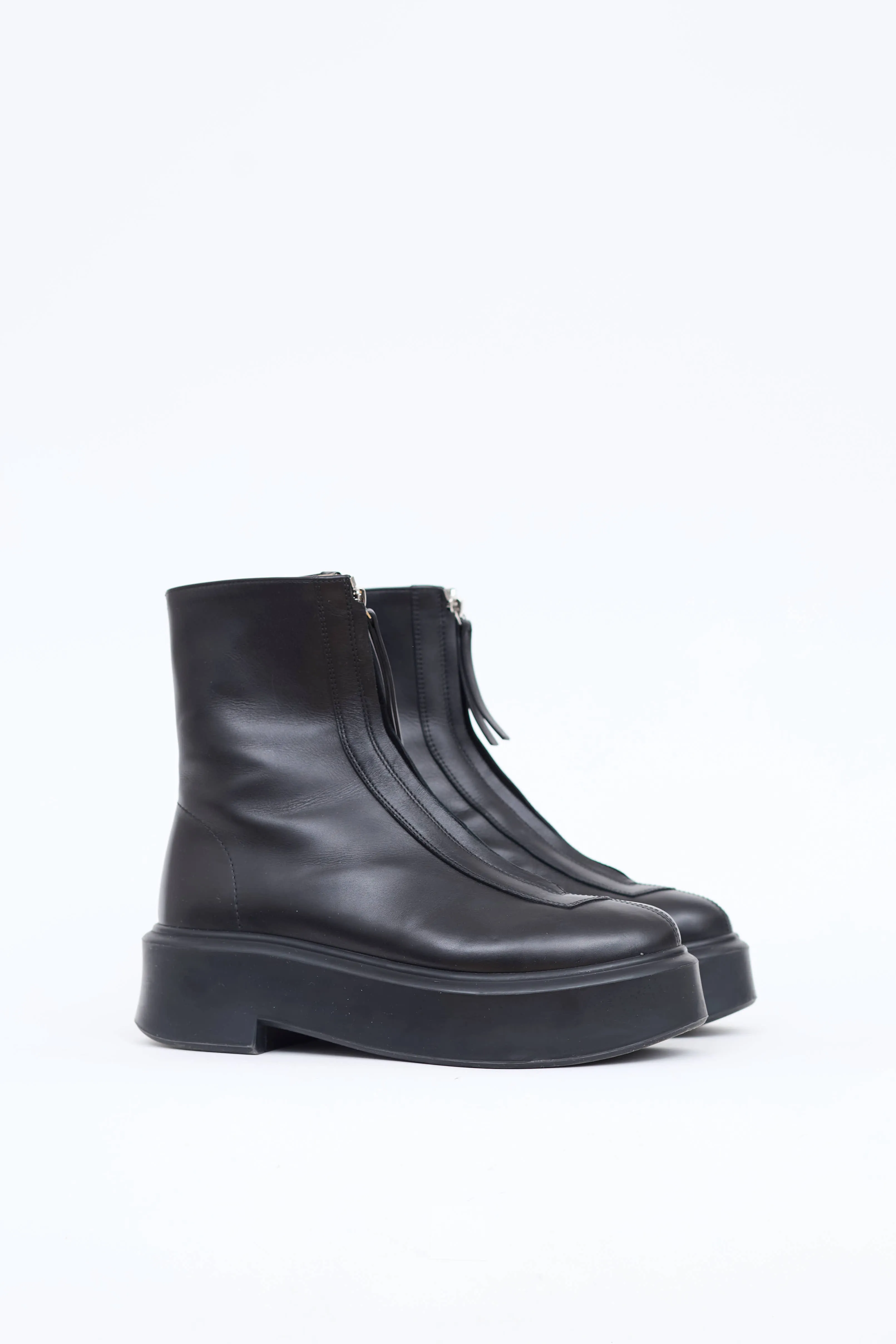 Zipped Ankle Boot sold by VSP Consignment product image thumbnail 2