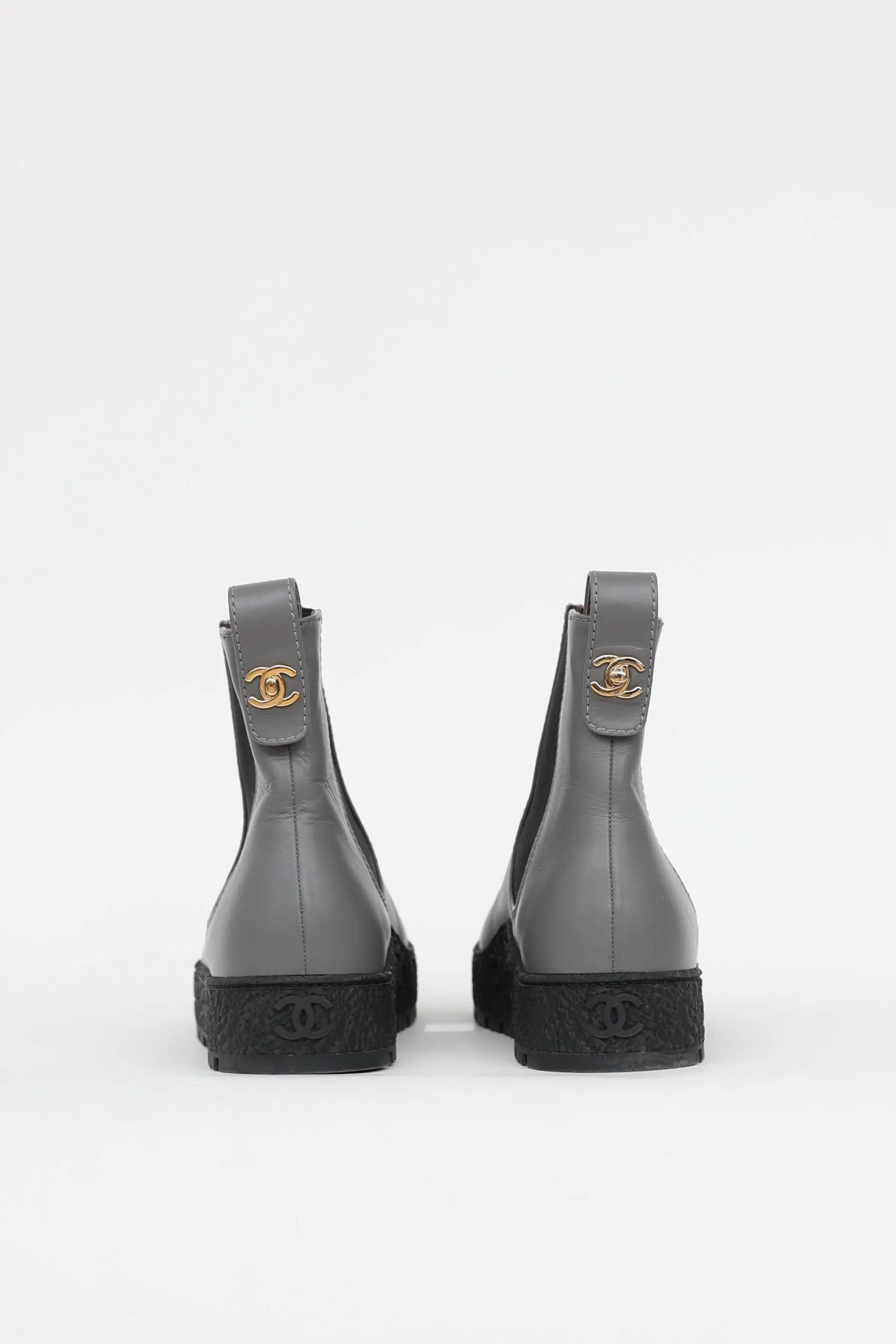 Leather CC Chelsea Boot sold by VSP Consignment product image thumbnail 5