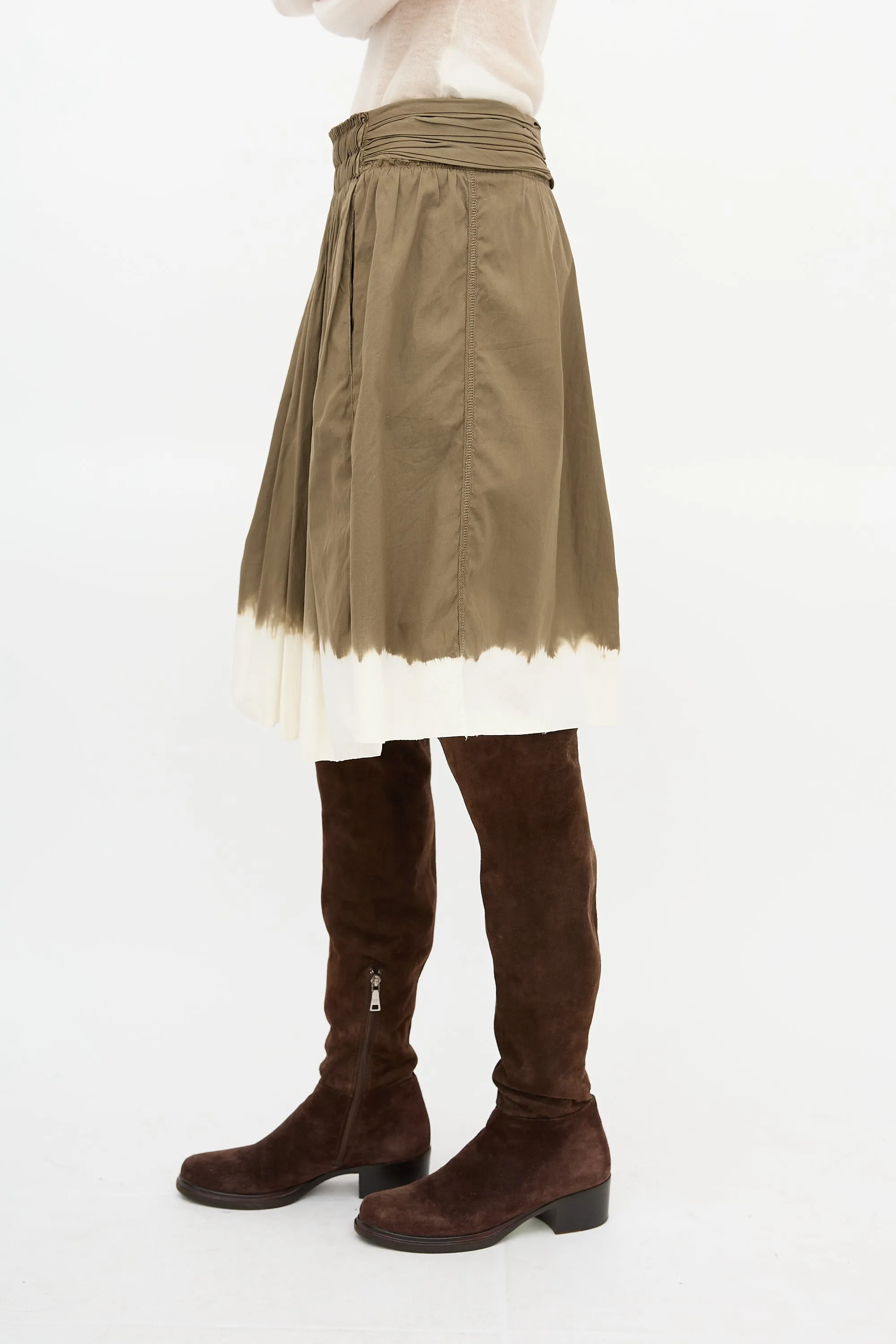 SS 2004 Dip-Dye Pleated Skirt sold by VSP Consignment product image thumbnail 5