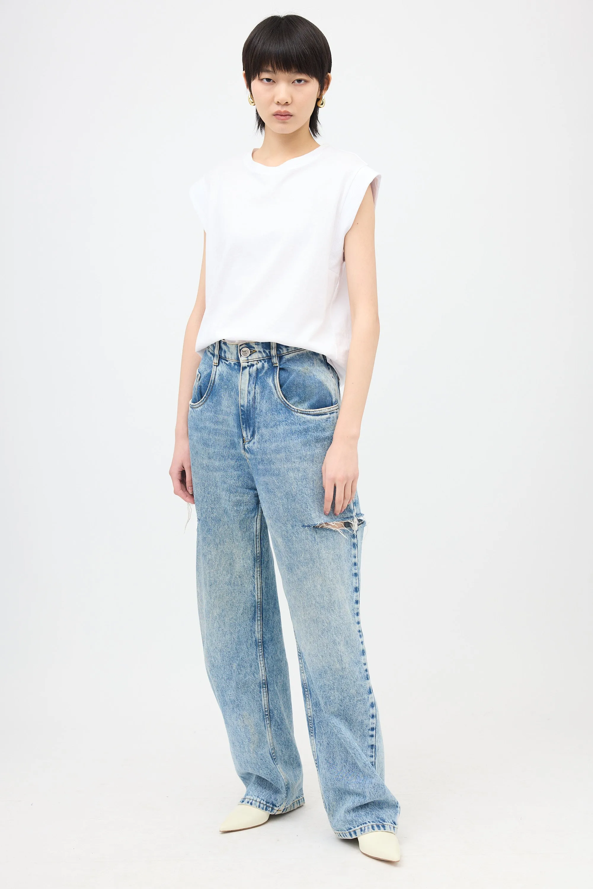 2020 Distressed Jeans sold by VSP Consignment product image thumbnail 2