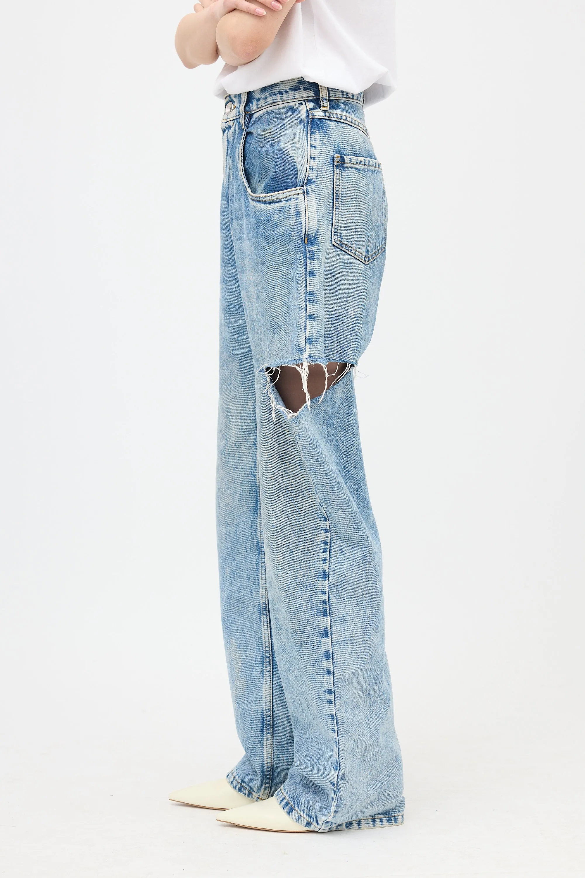 2020 Distressed Jeans sold by VSP Consignment product image thumbnail 3
