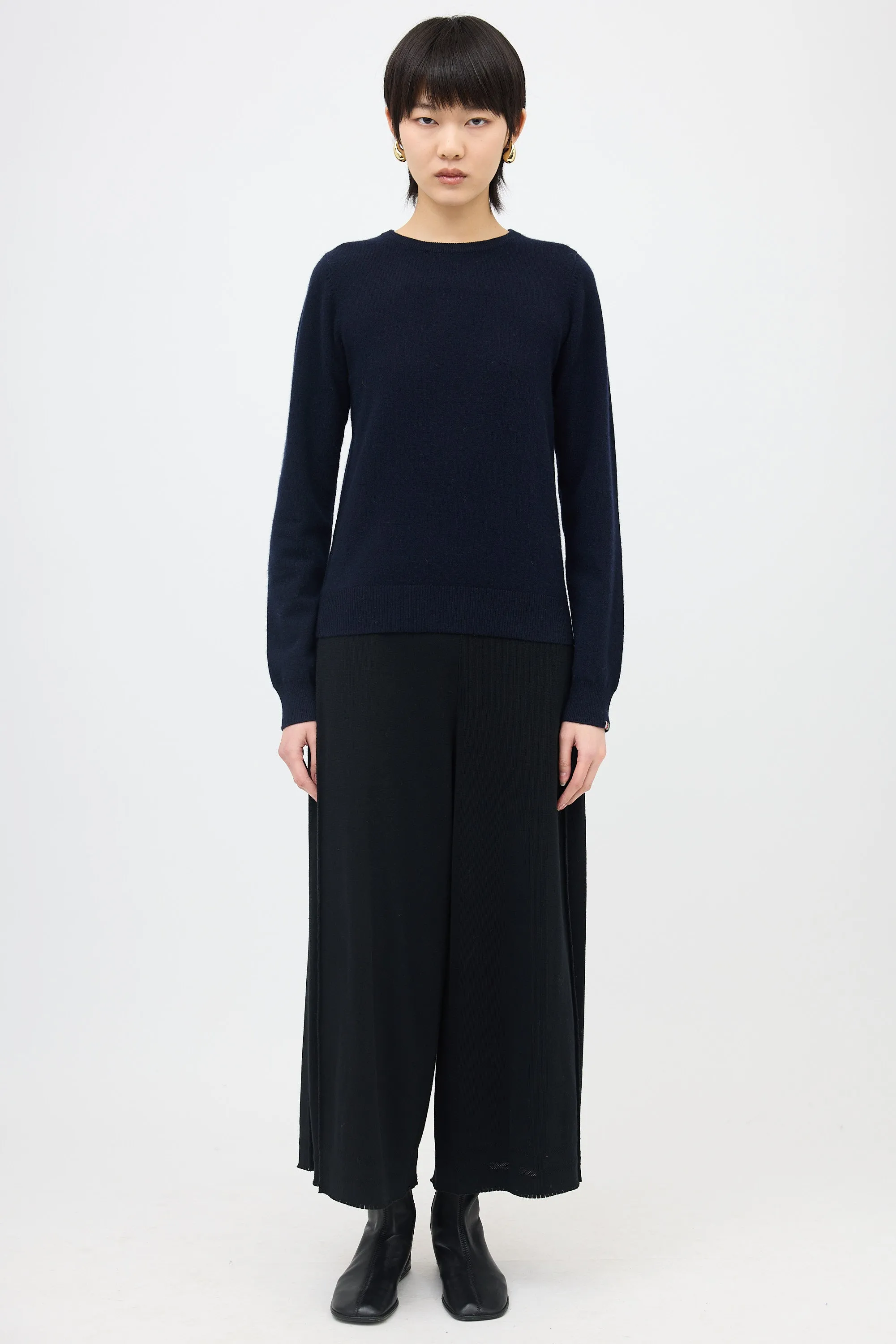 Pullover Sweater sold by VSP Consignment product image thumbnail 2