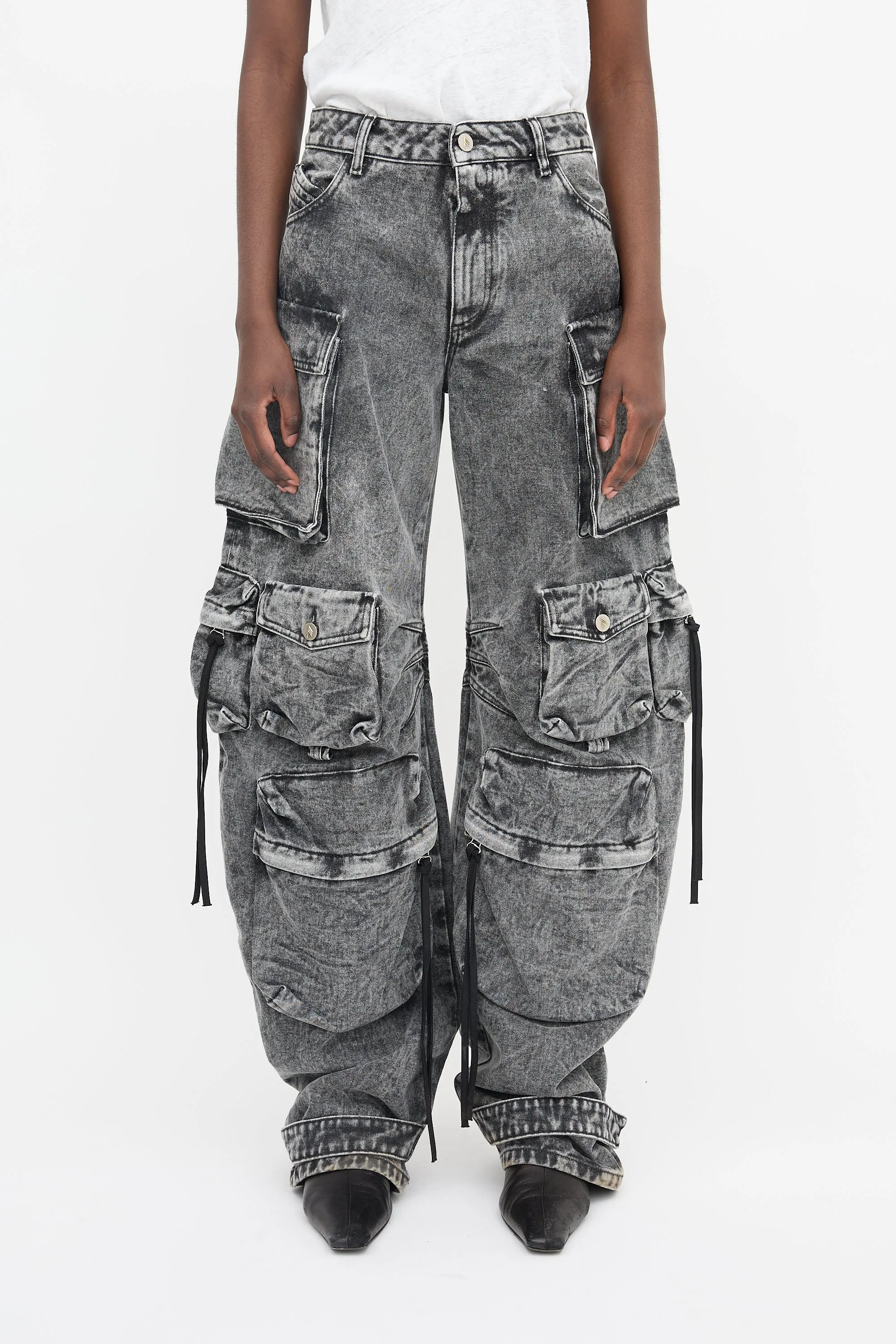 Denim Fern Cargo Pant sold by VSP Consignment
