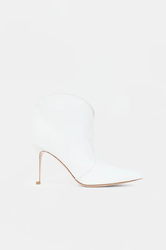 Leather Mable Boot sold by VSP Consignment