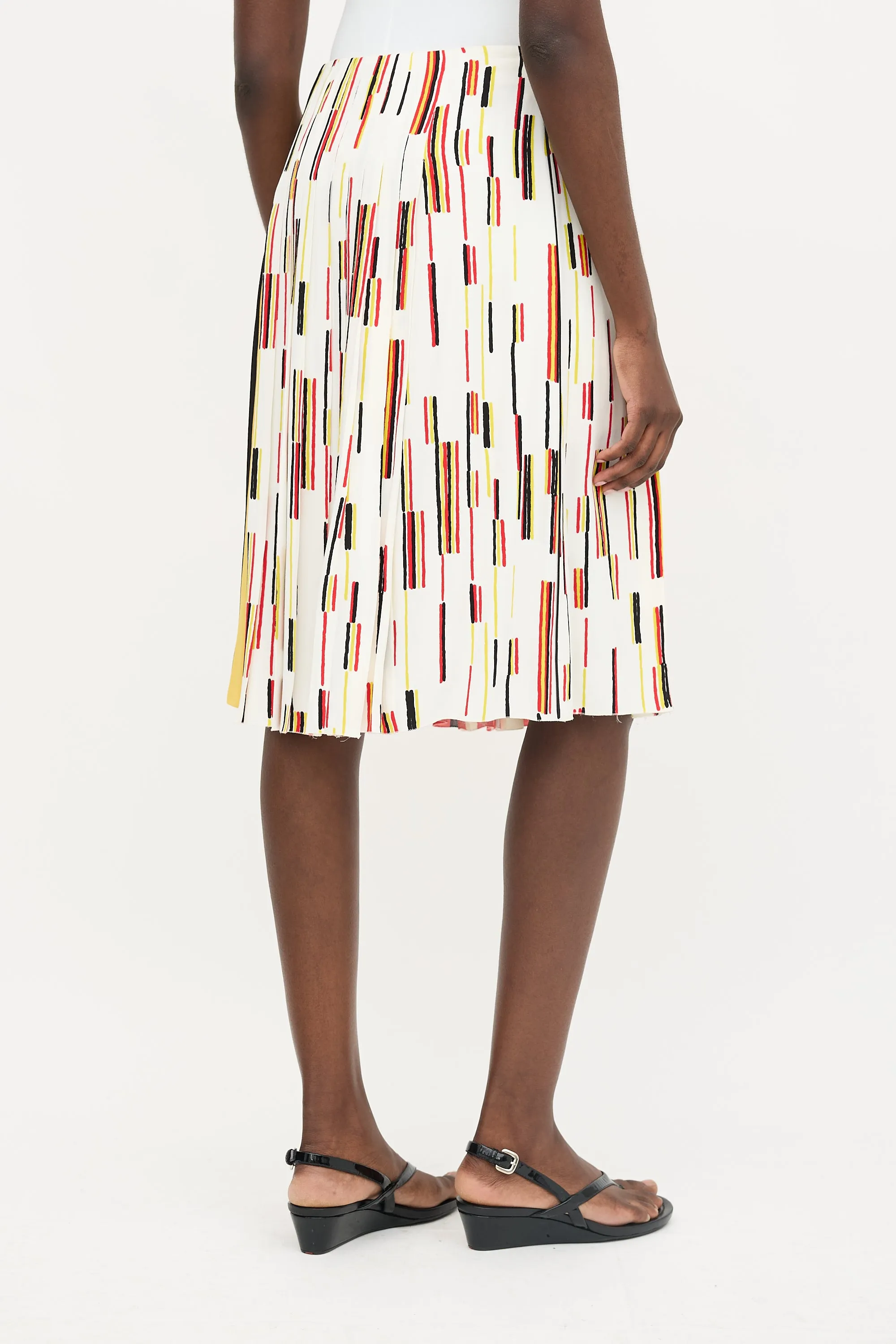 SS 2016 Pleated Midi Skirt sold by VSP Consignment product image thumbnail 4