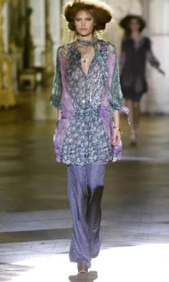 SS 2008 Silk Patterned Pant sold by VSP Consignment product image thumbnail 3