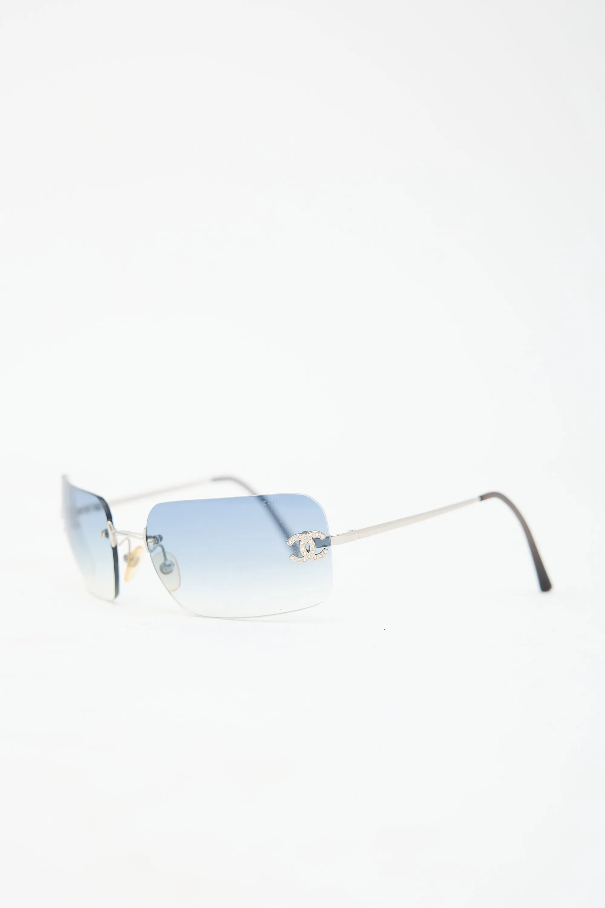 Vintage 4017D Rimless CC Sunglasses sold by VSP Consignment product image thumbnail 2