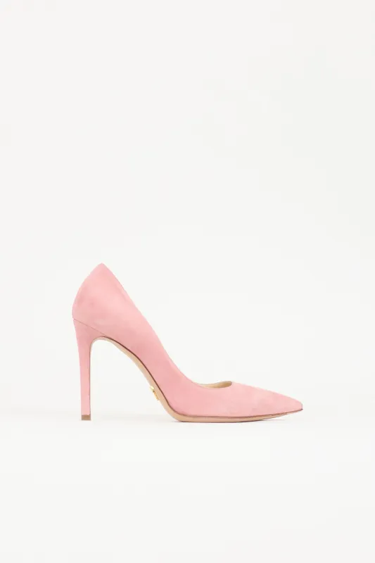 Suede Pump sold by VSP Consignment