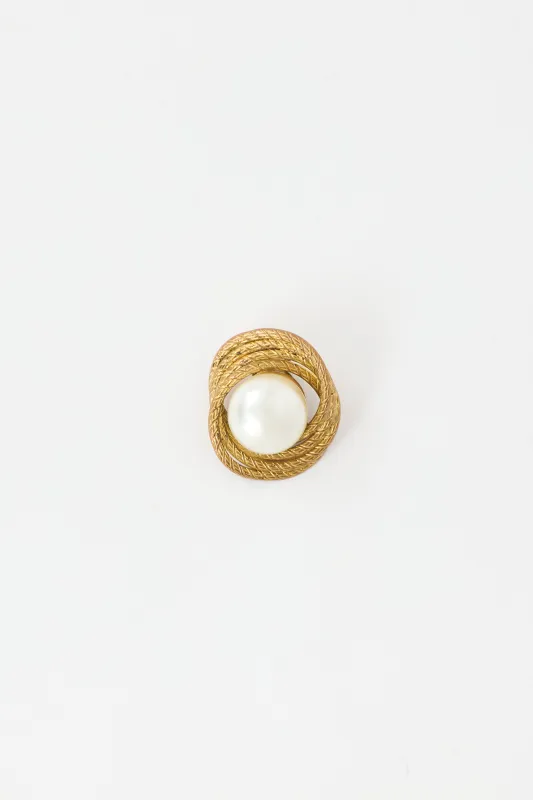 Vintage Pearl Clip On Single Earring made by VSP Consignment