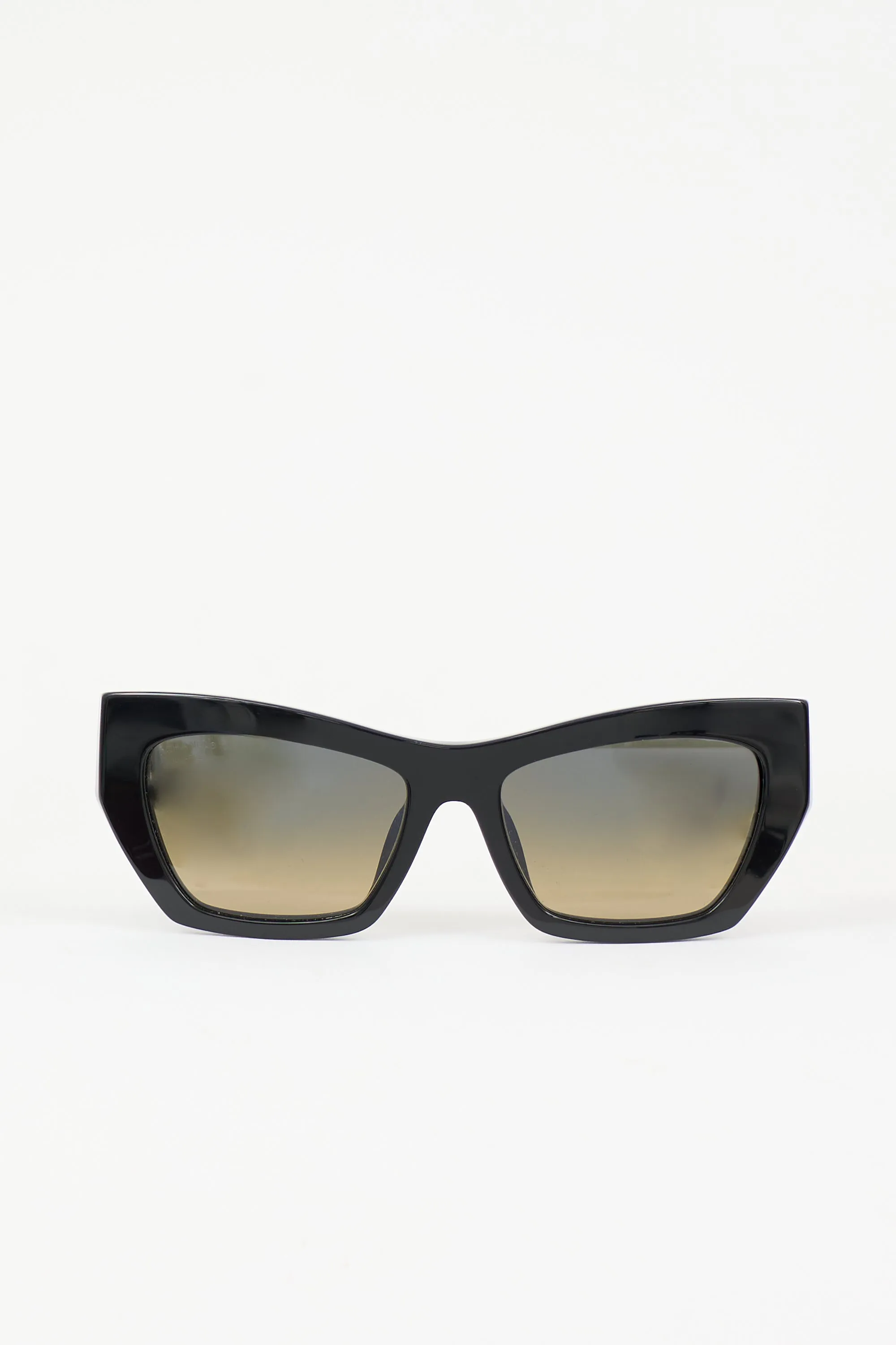 5527A CC Sunglasses sold by VSP Consignment product image thumbnail 2