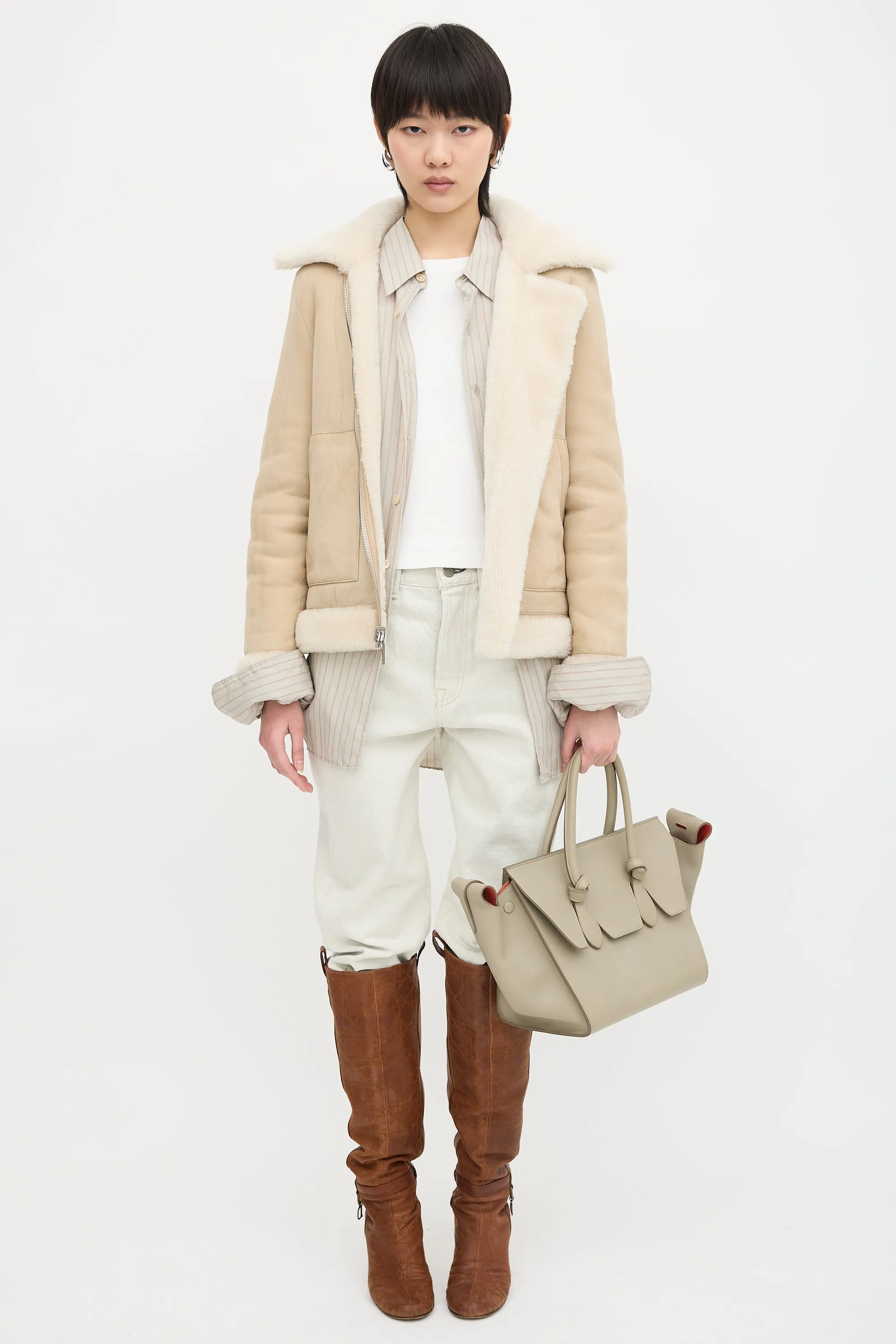 2015 Leather Medium Tie Knot Bag sold by VSP Consignment product image thumbnail 4