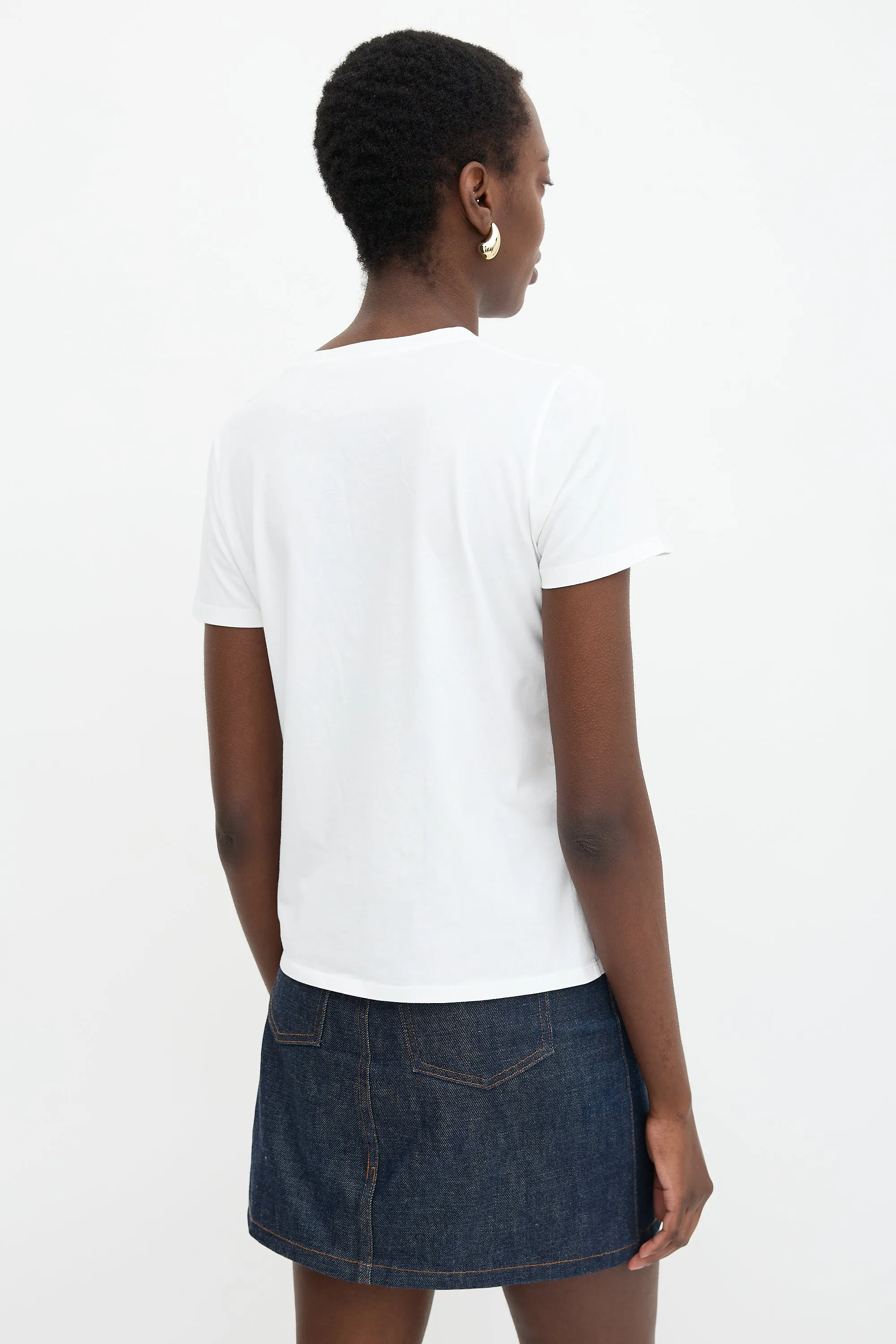 Button Logo T-Shirt sold by VSP Consignment product image thumbnail 4
