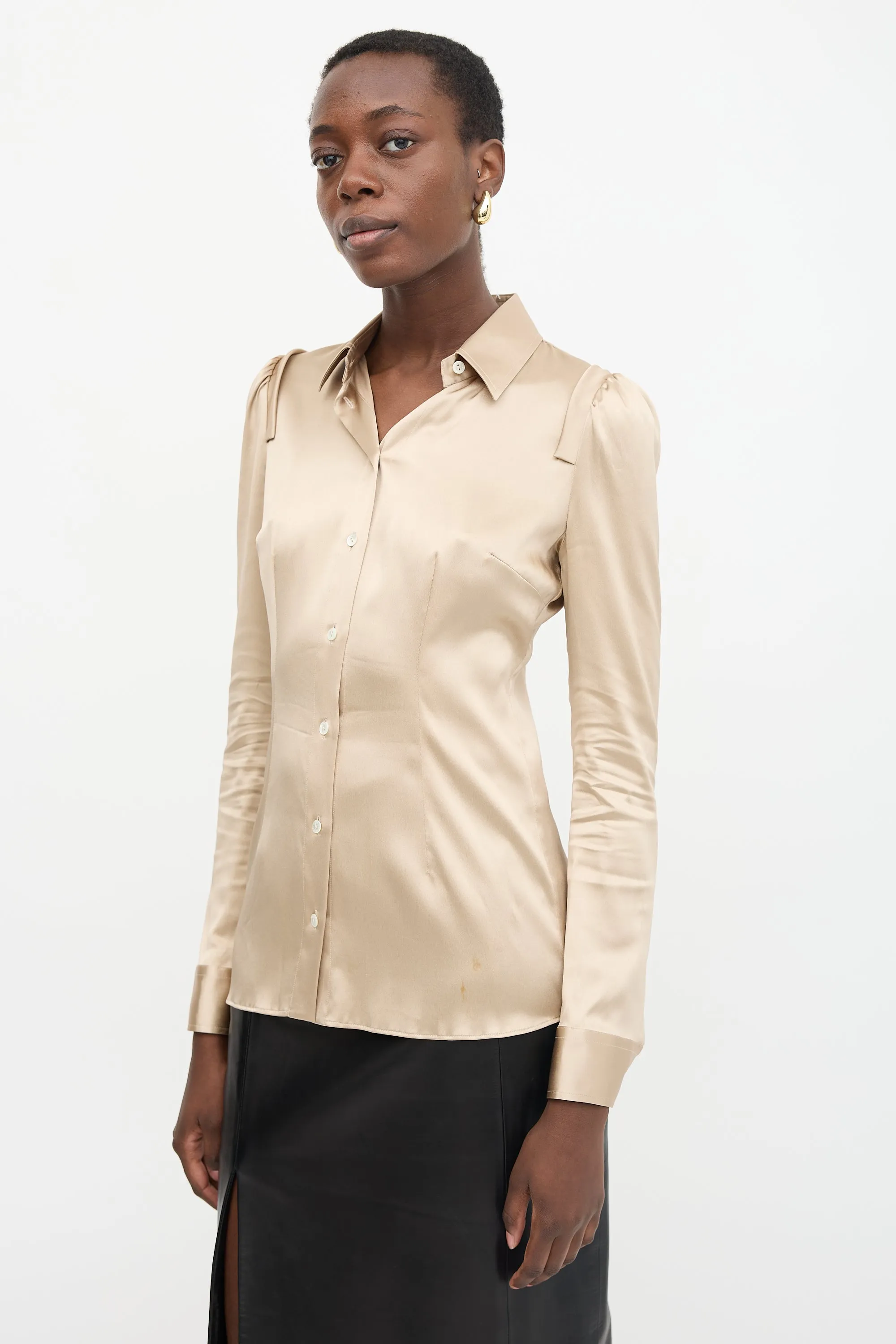 Silk Shirt sold by VSP Consignment product image thumbnail 3