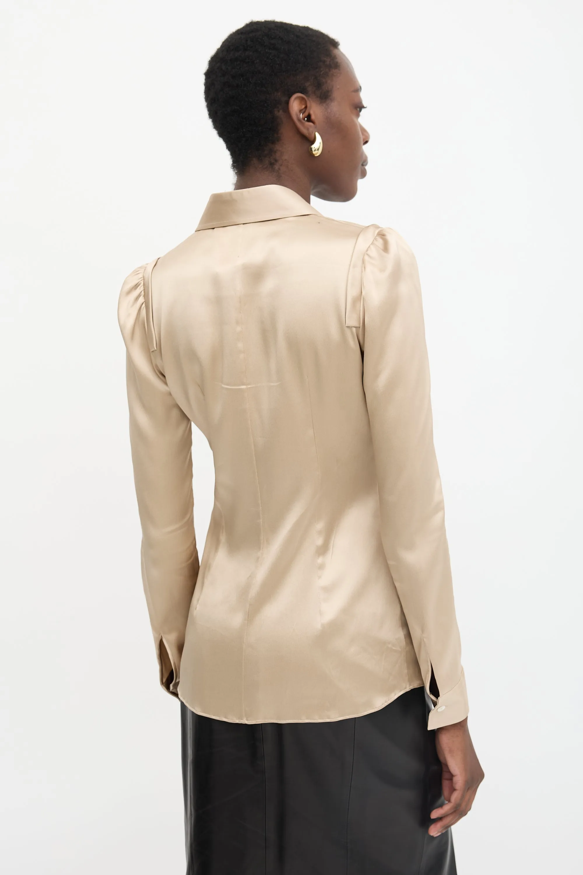 Silk Shirt sold by VSP Consignment product image thumbnail 4