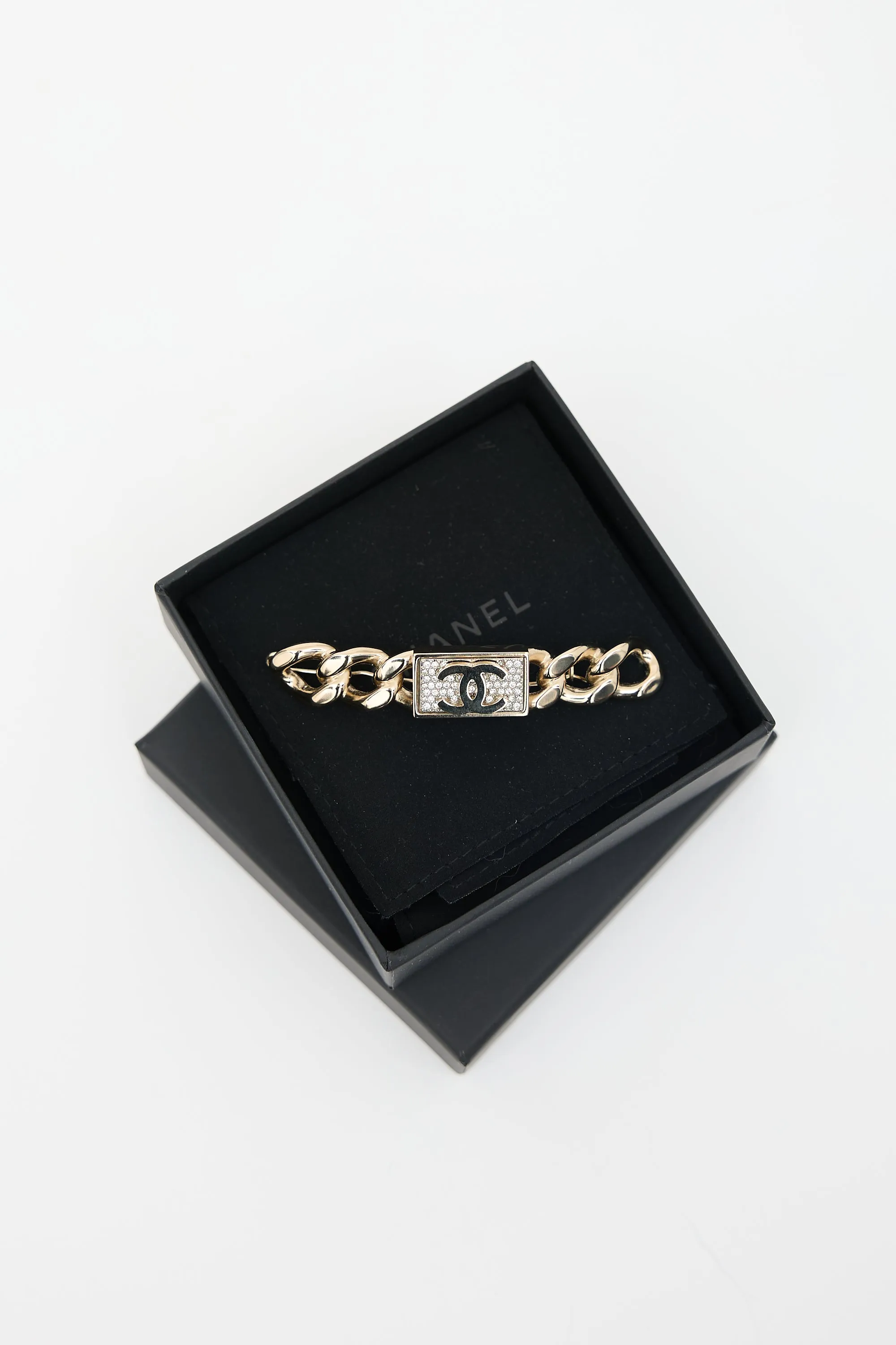 2021 Crystal CC Hair Pin sold by VSP Consignment product image thumbnail 4