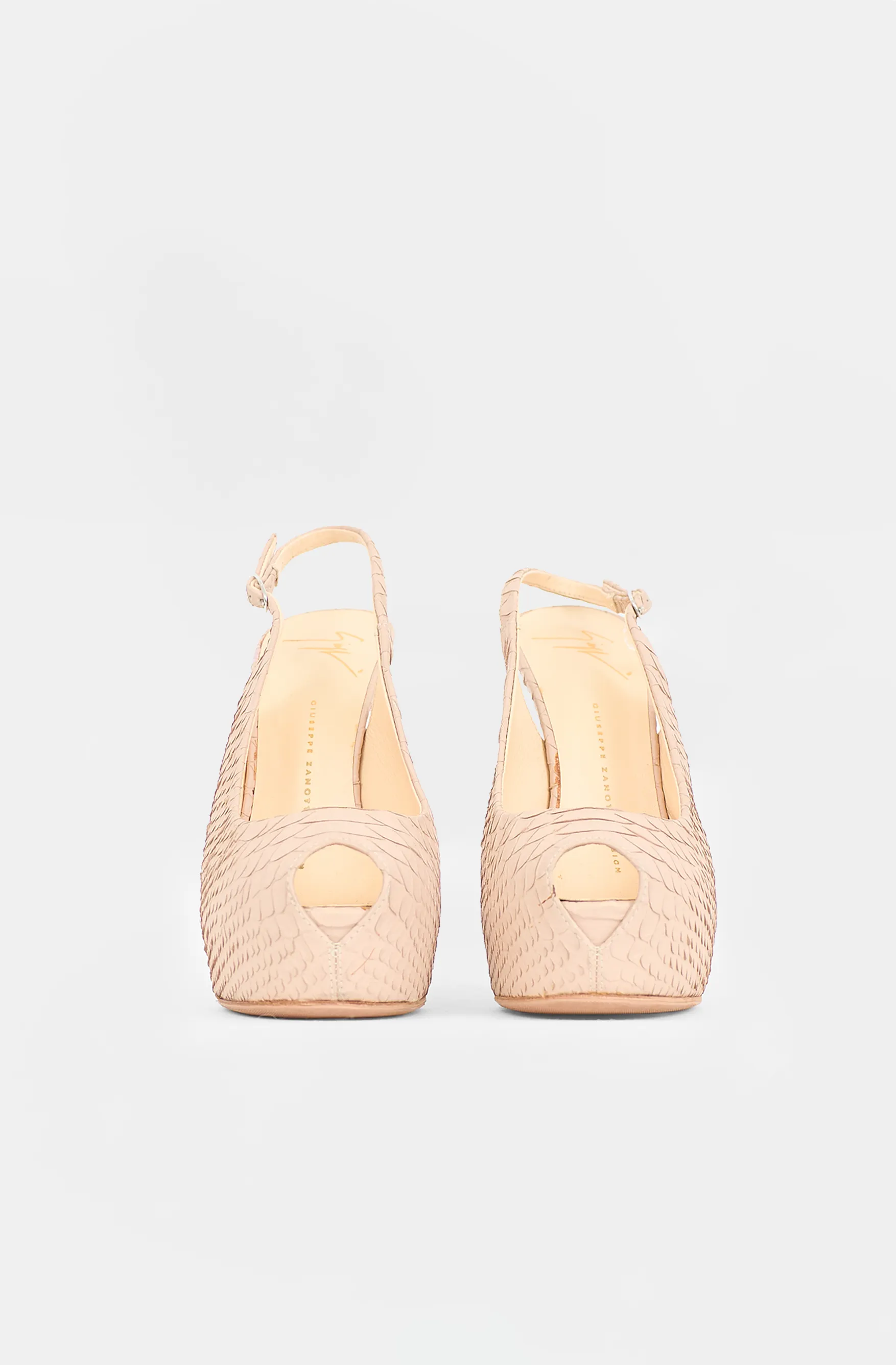 Textured Leather Monro Heel sold by VSP Consignment product image thumbnail 3