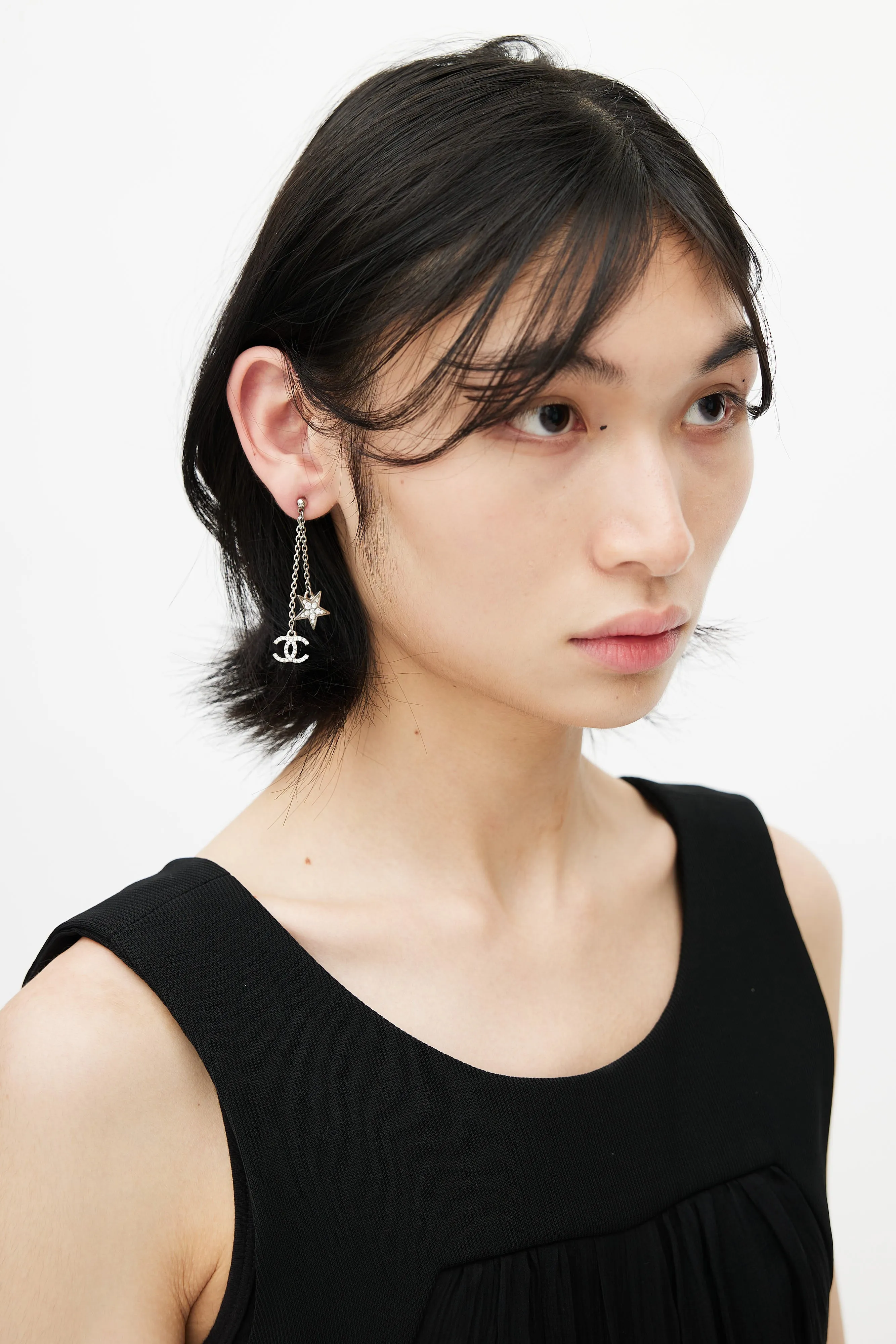 Spring 2008 Silver CC & Star Earrings sold by VSP Consignment product image thumbnail 4