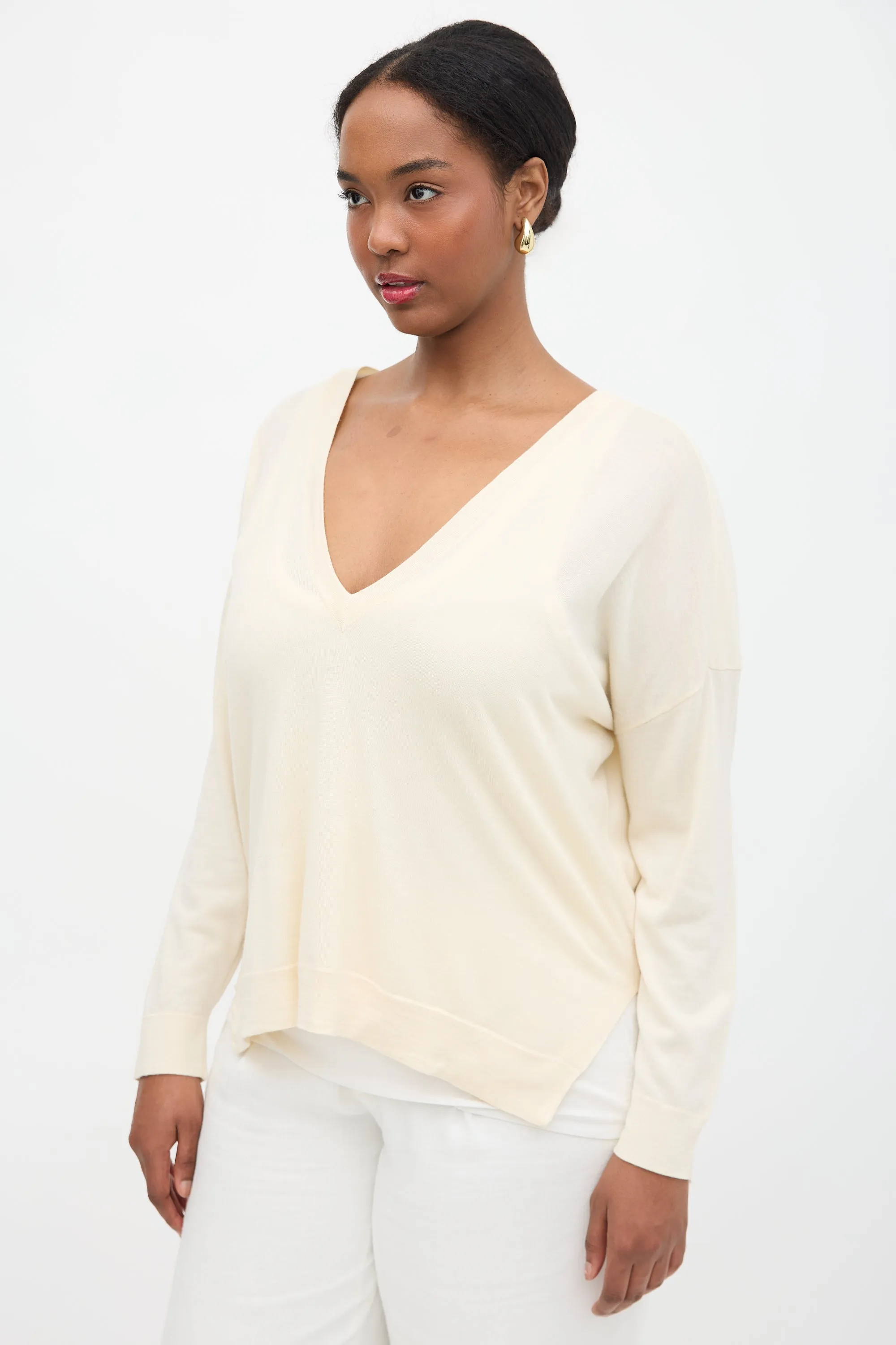 Cashmere & Silk Sweater sold by VSP Consignment product image thumbnail 3