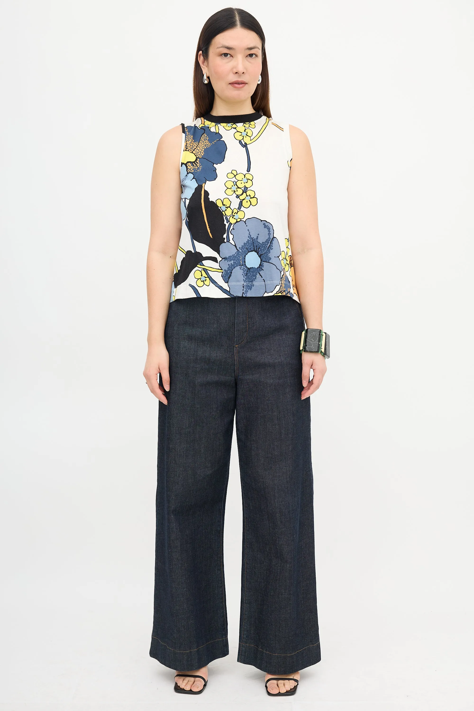 Floral Sleeveless Top sold by VSP Consignment product image thumbnail 3