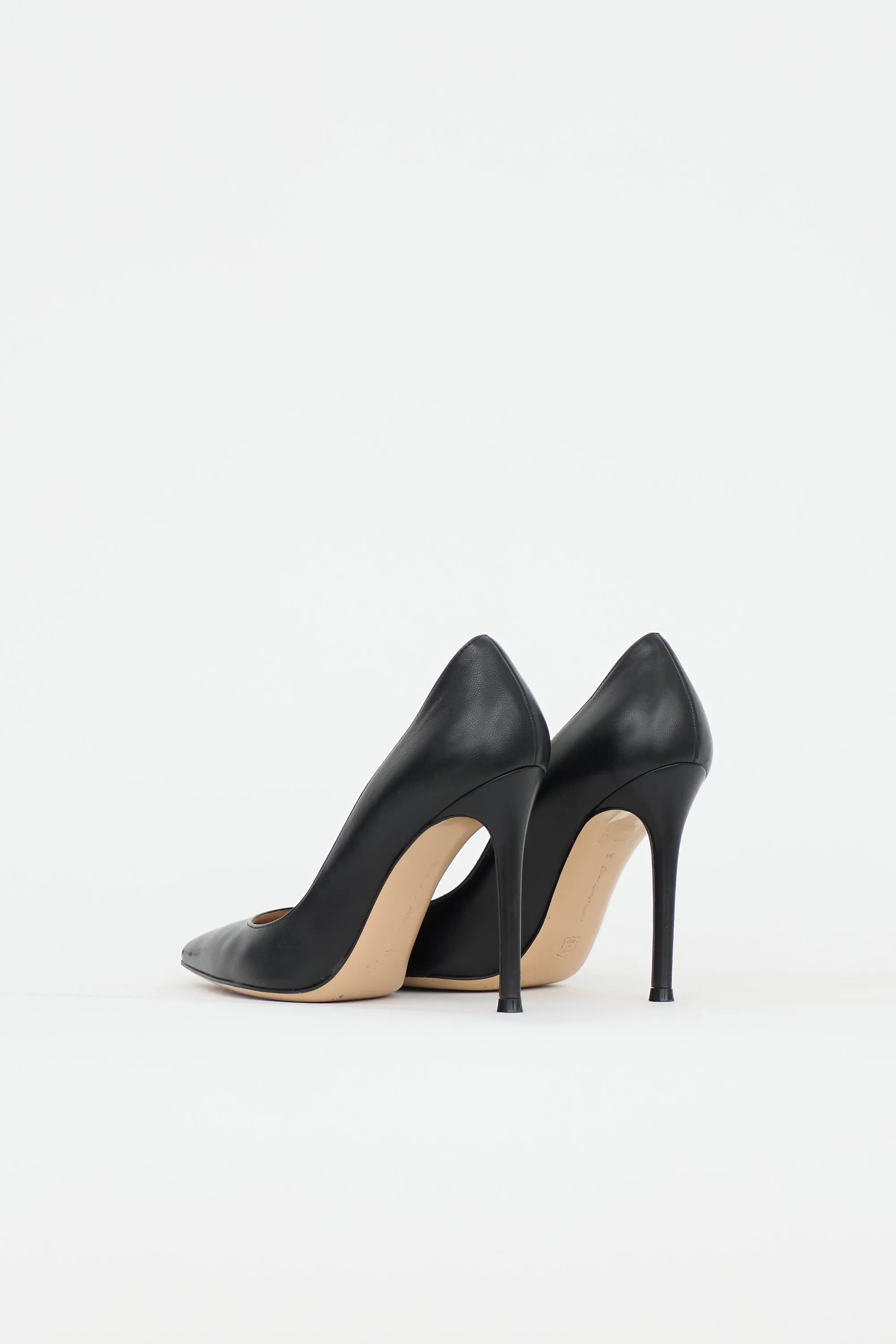 Leather Gianvito Pump sold by VSP Consignment product image thumbnail 4